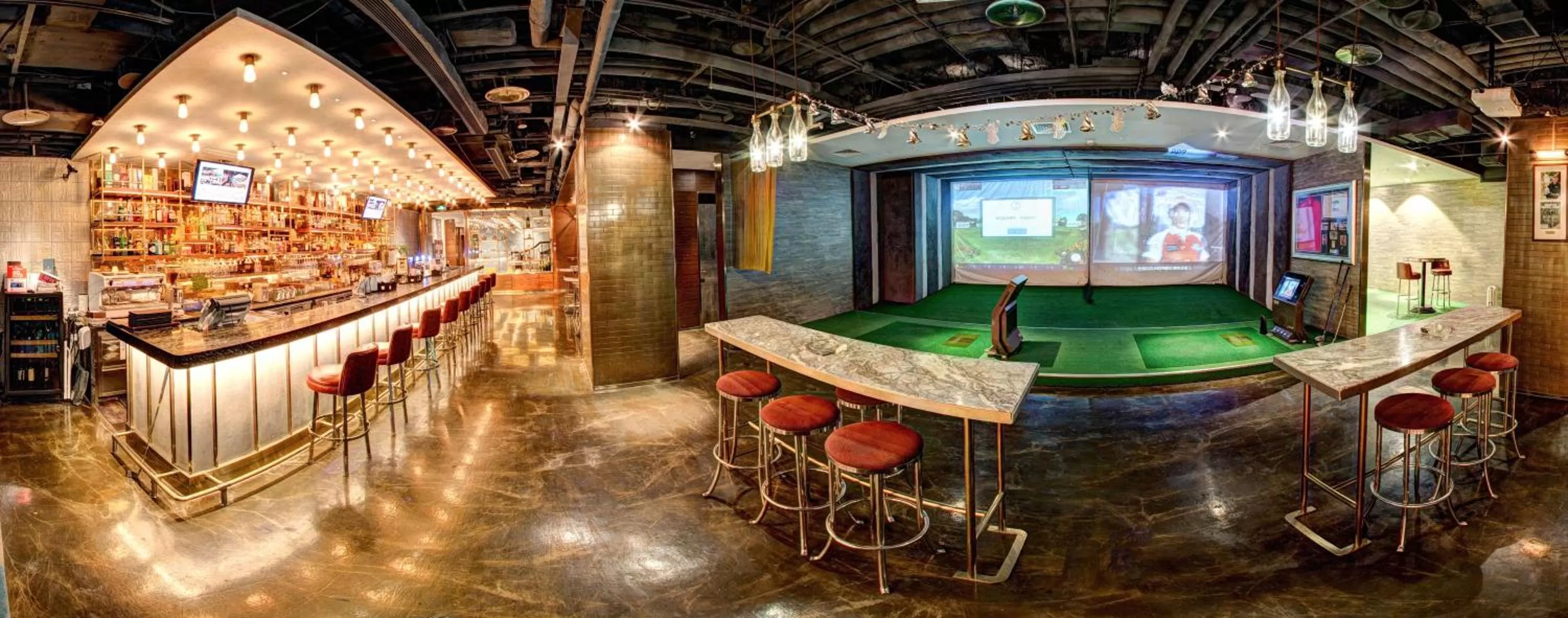 Lounge or bar in Shangri-La Dalian