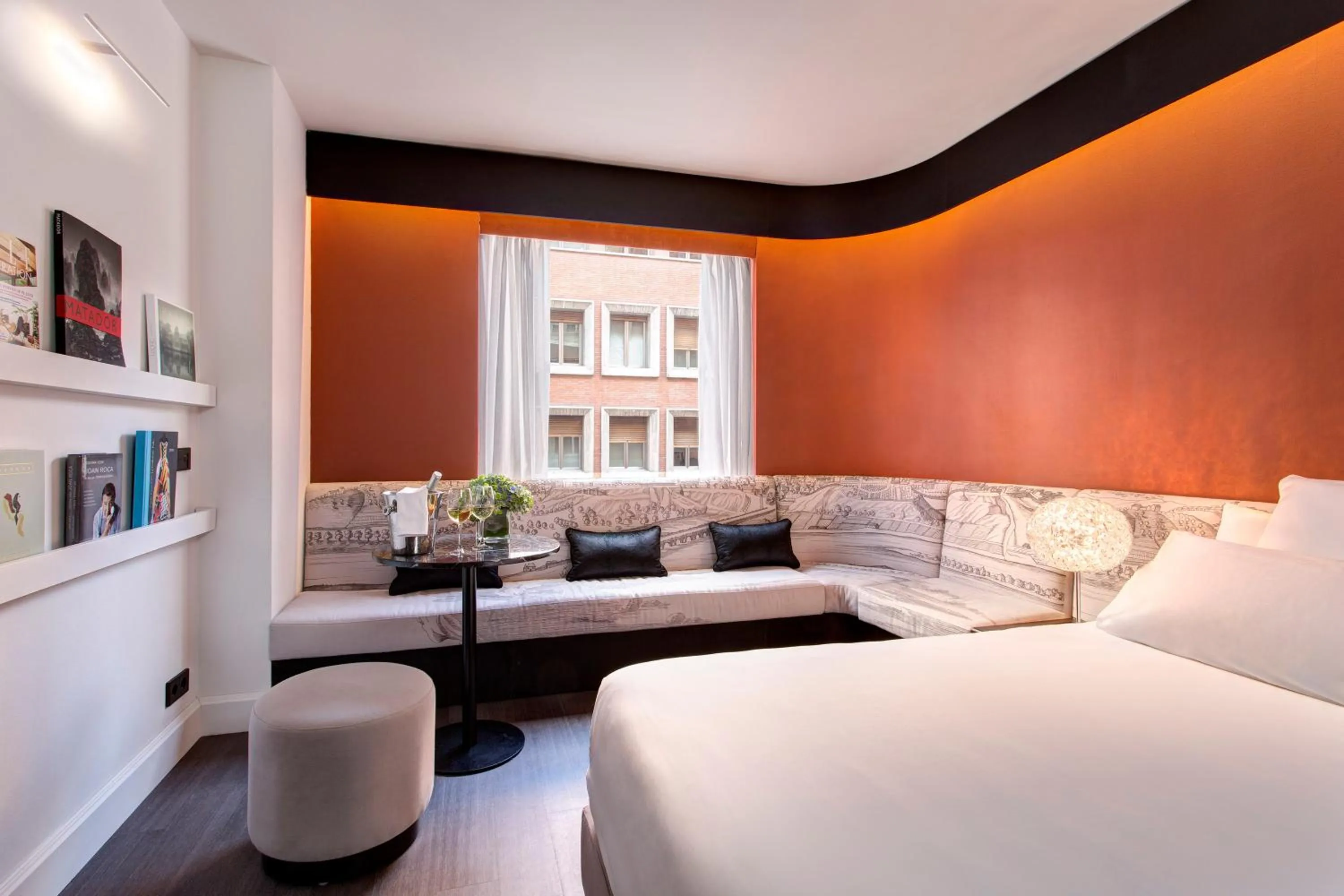 Seating area, Bed in Casa Almagro by The Pavilions Hotels & Resorts