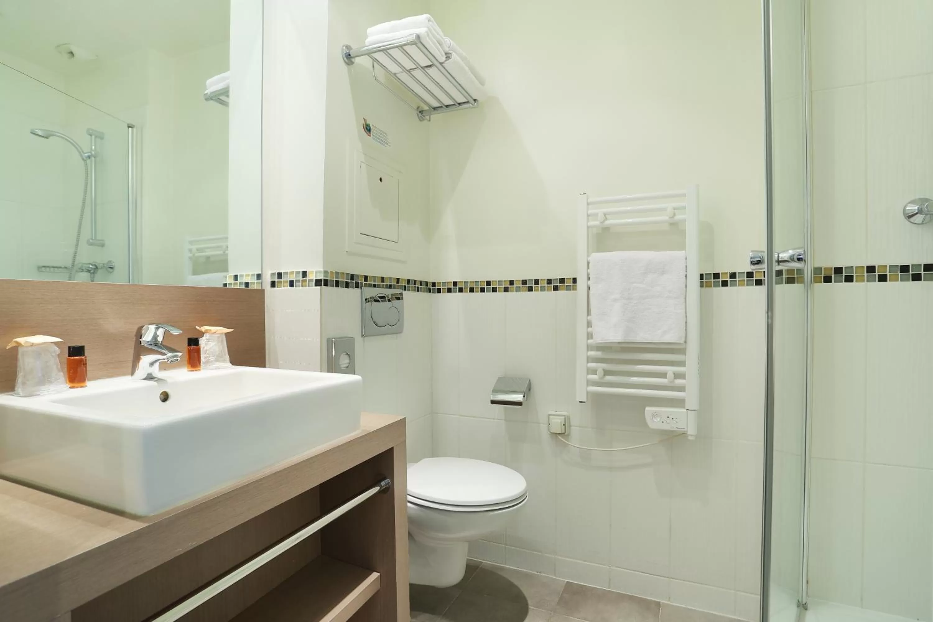 Bathroom in Le Grand Hôtel de Normandie