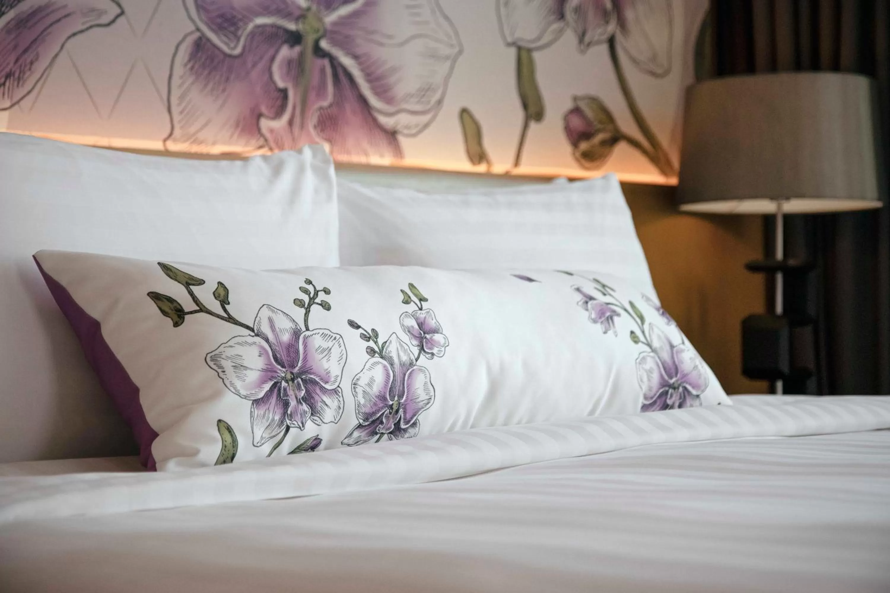 Bedroom, Bed in Sivatel Bangkok Hotel