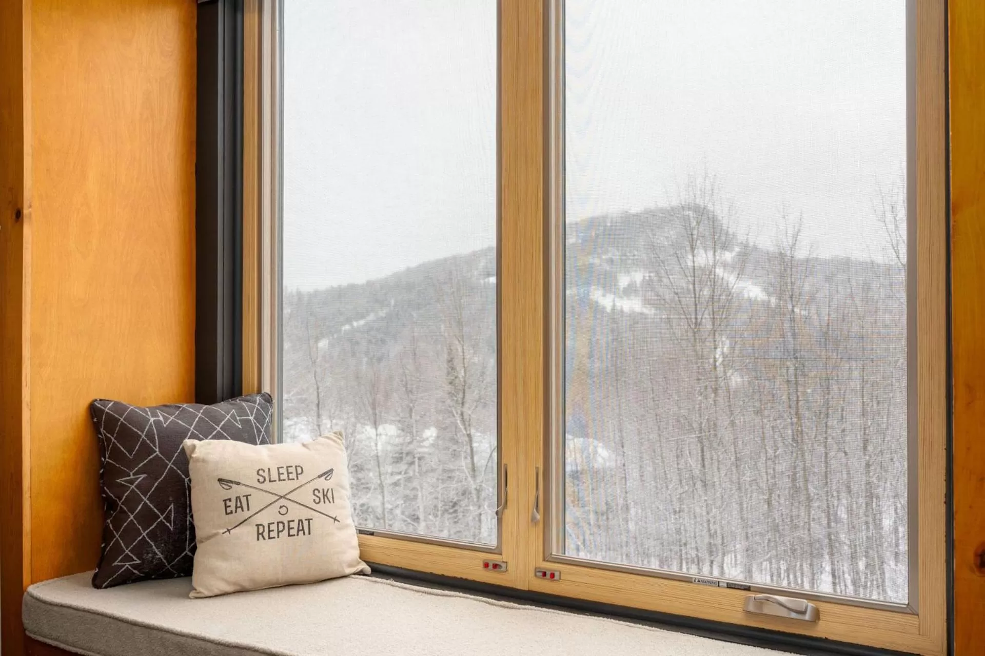 Winter, Mountain View in Caribou Highlands Lodge