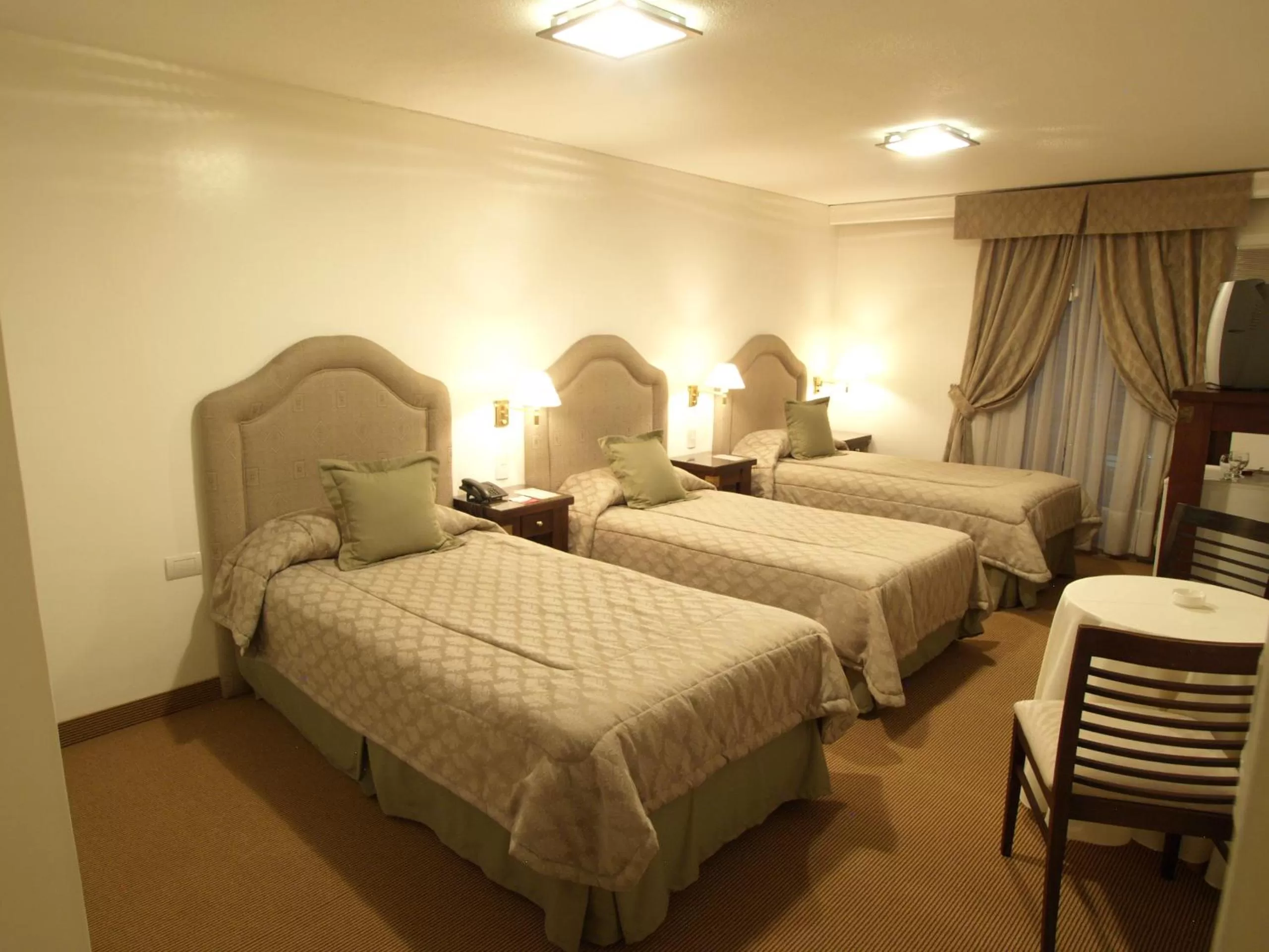 Bed in Hotel Metropol