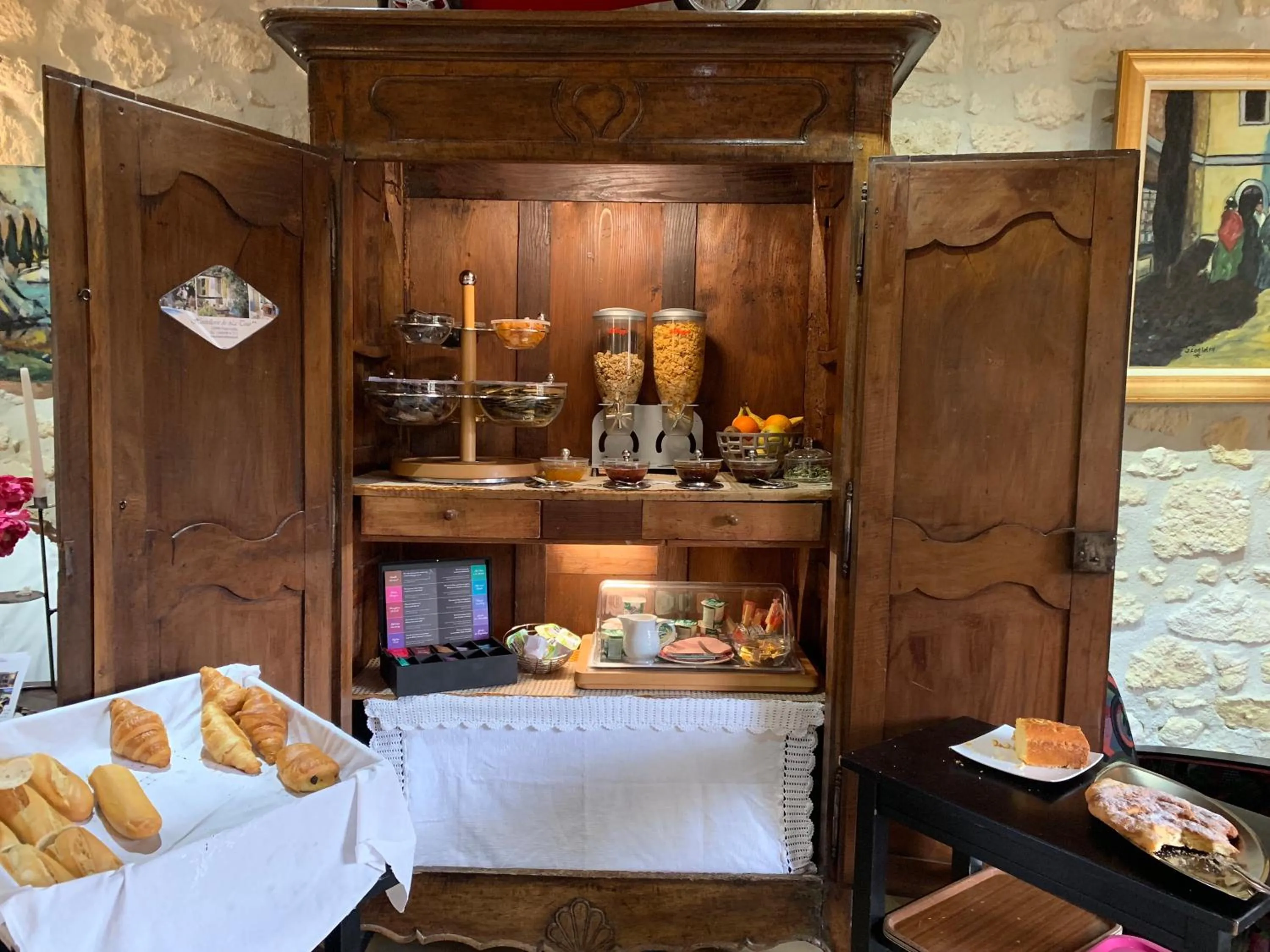 Logis Hotel Restaurant Hostellerie de la Tour