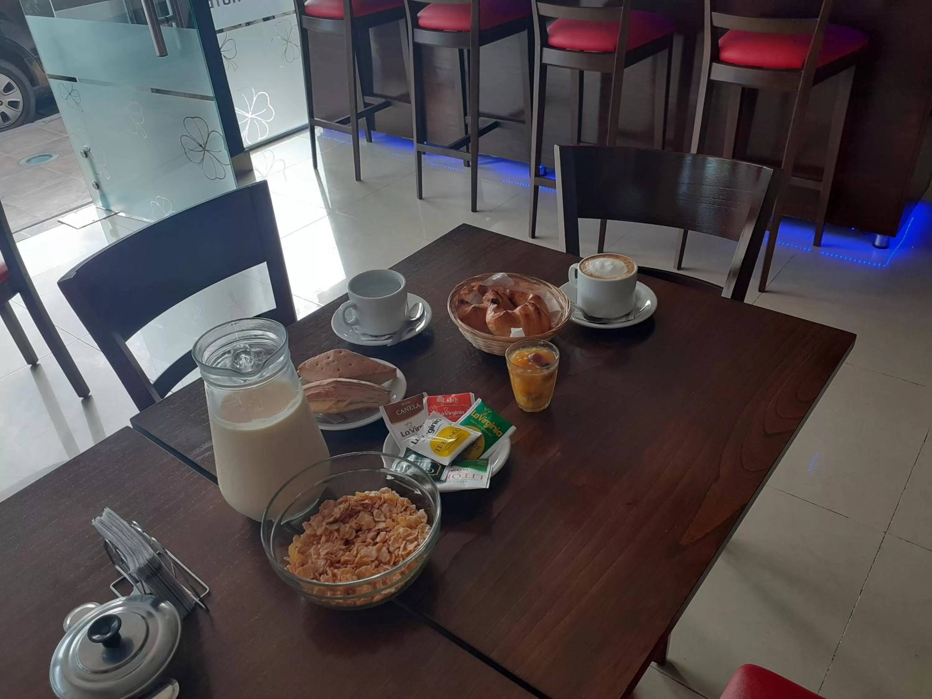 Dining area in Hotel Isella
