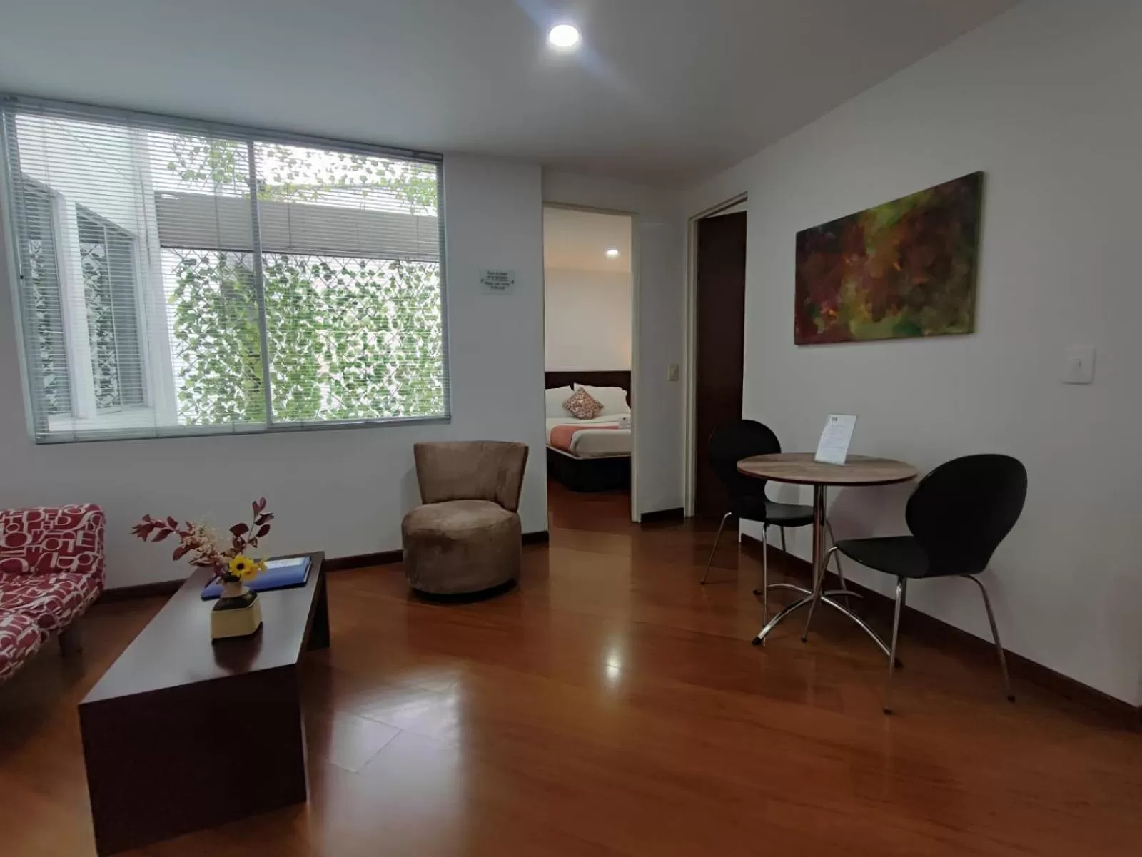 Photo of the whole room in Hotel Casa Galvez