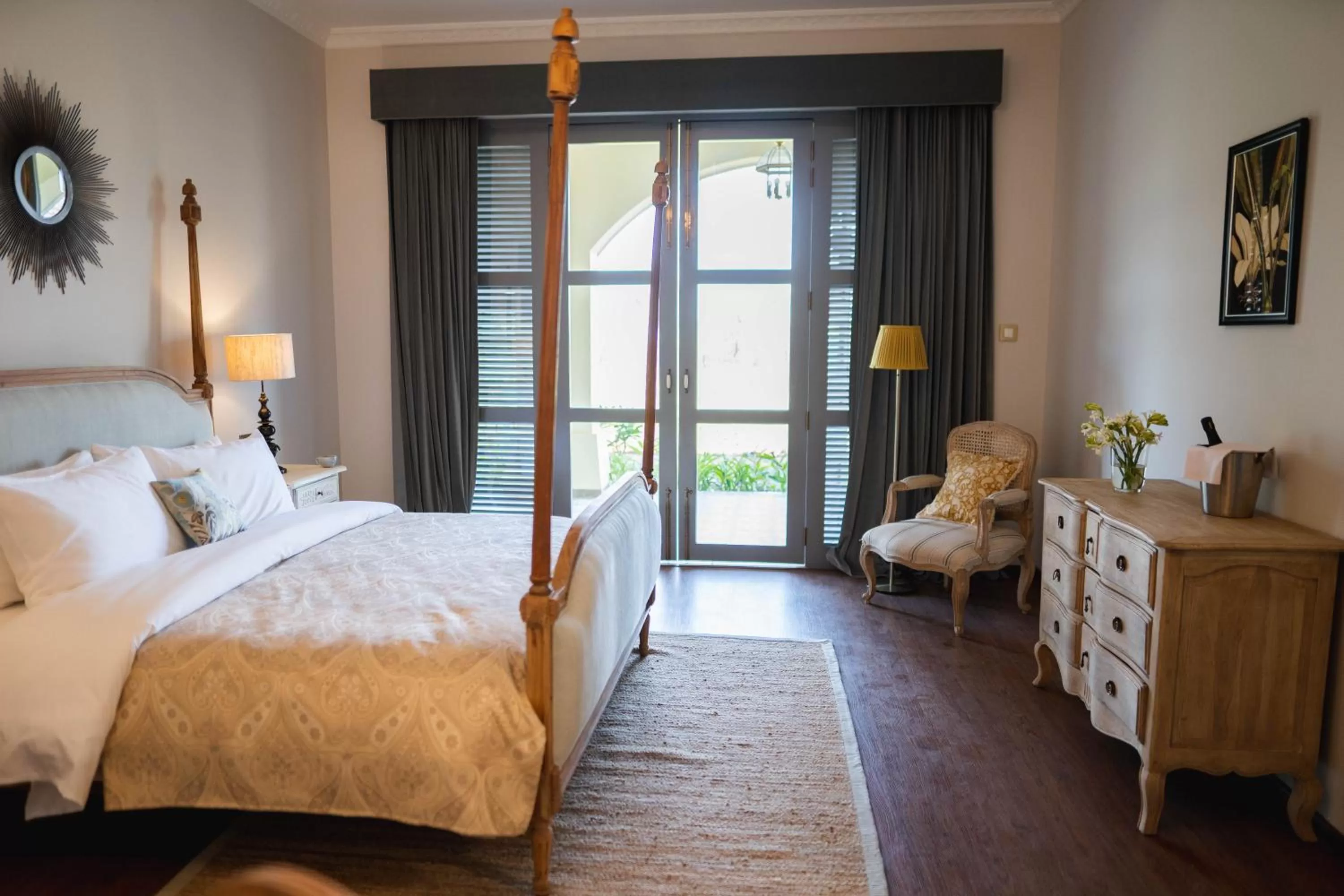 Photo of the whole room in The Source At Sula