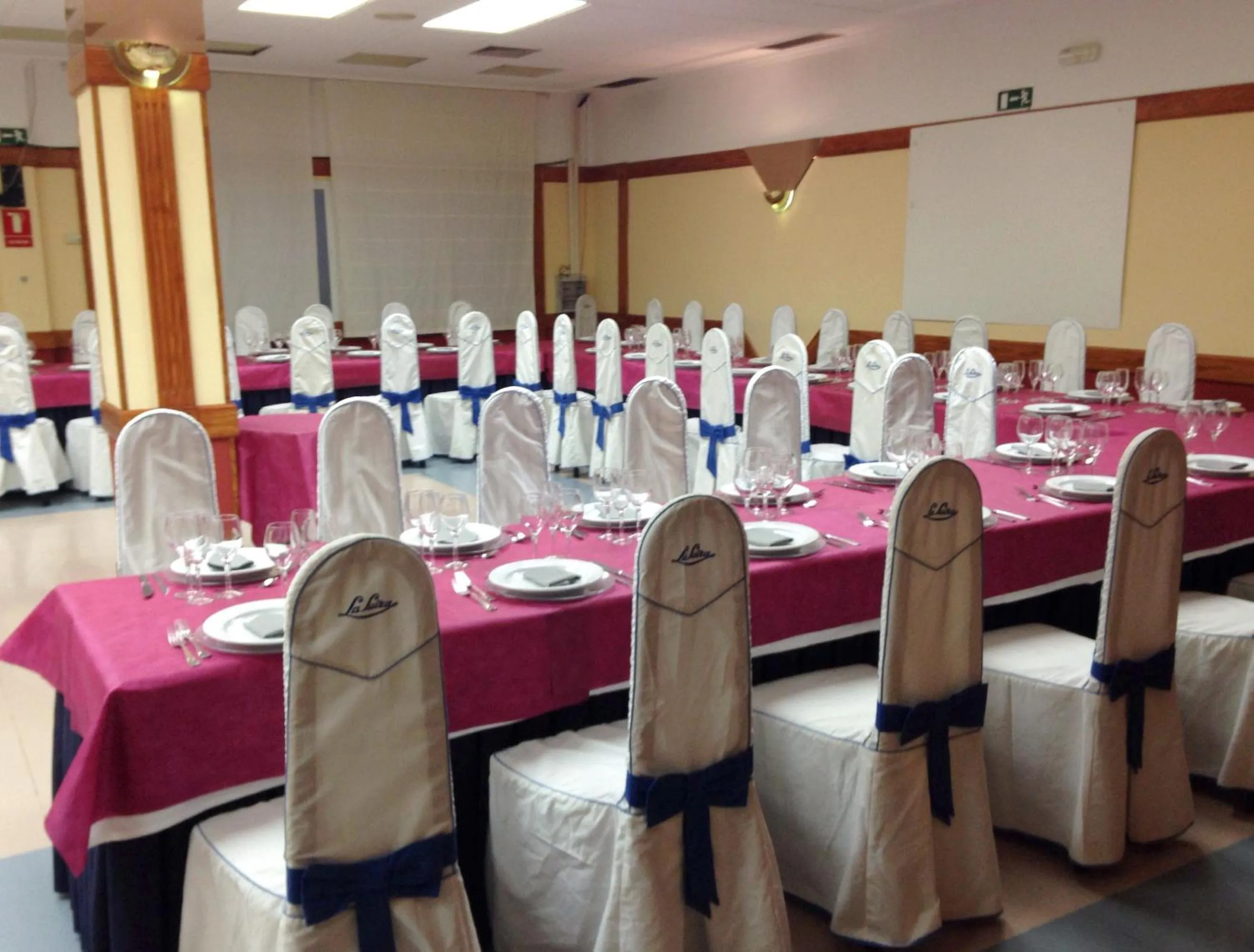 Restaurant/places to eat in Hotel Azuqueca