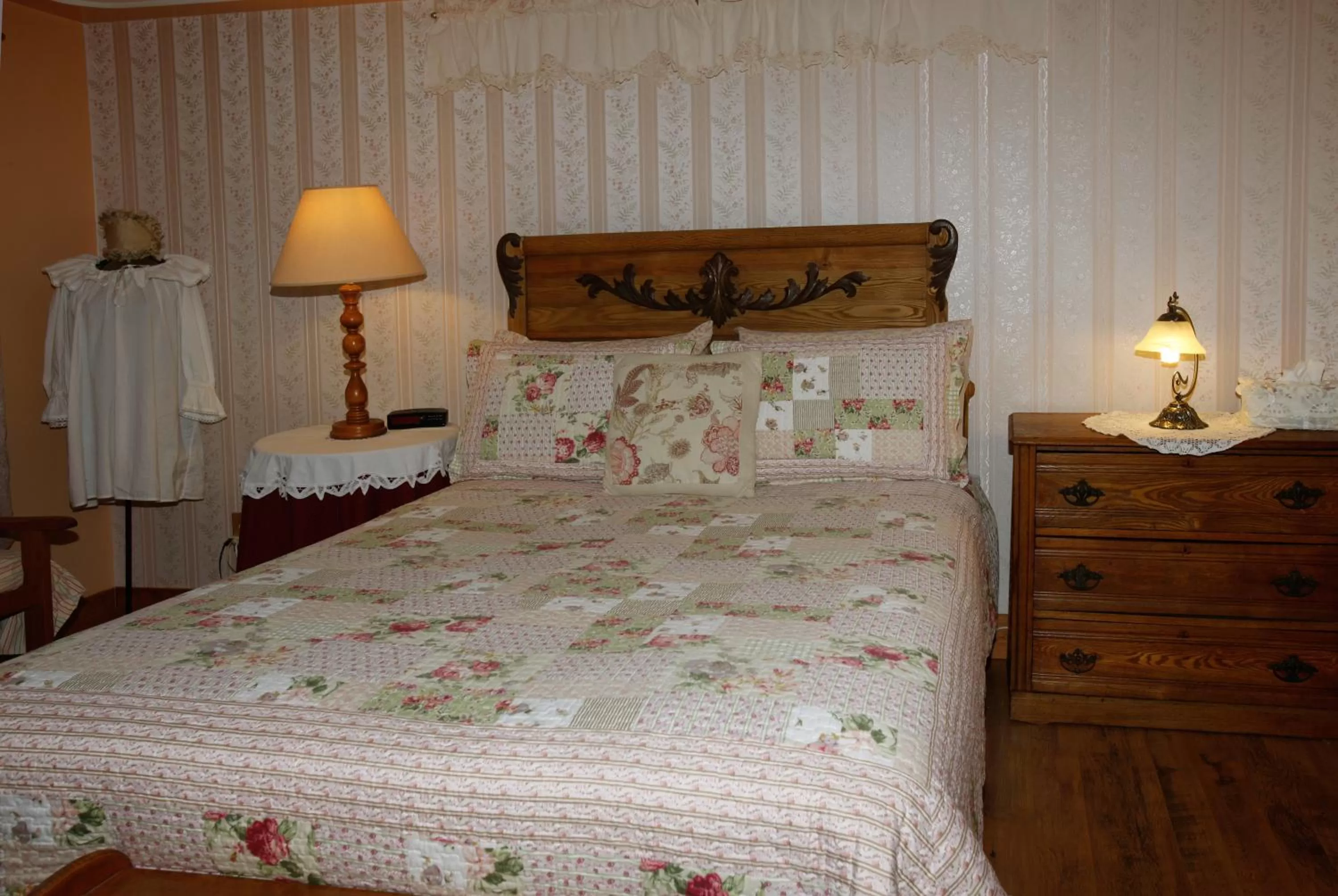 Bedroom in À Amour et Amitié