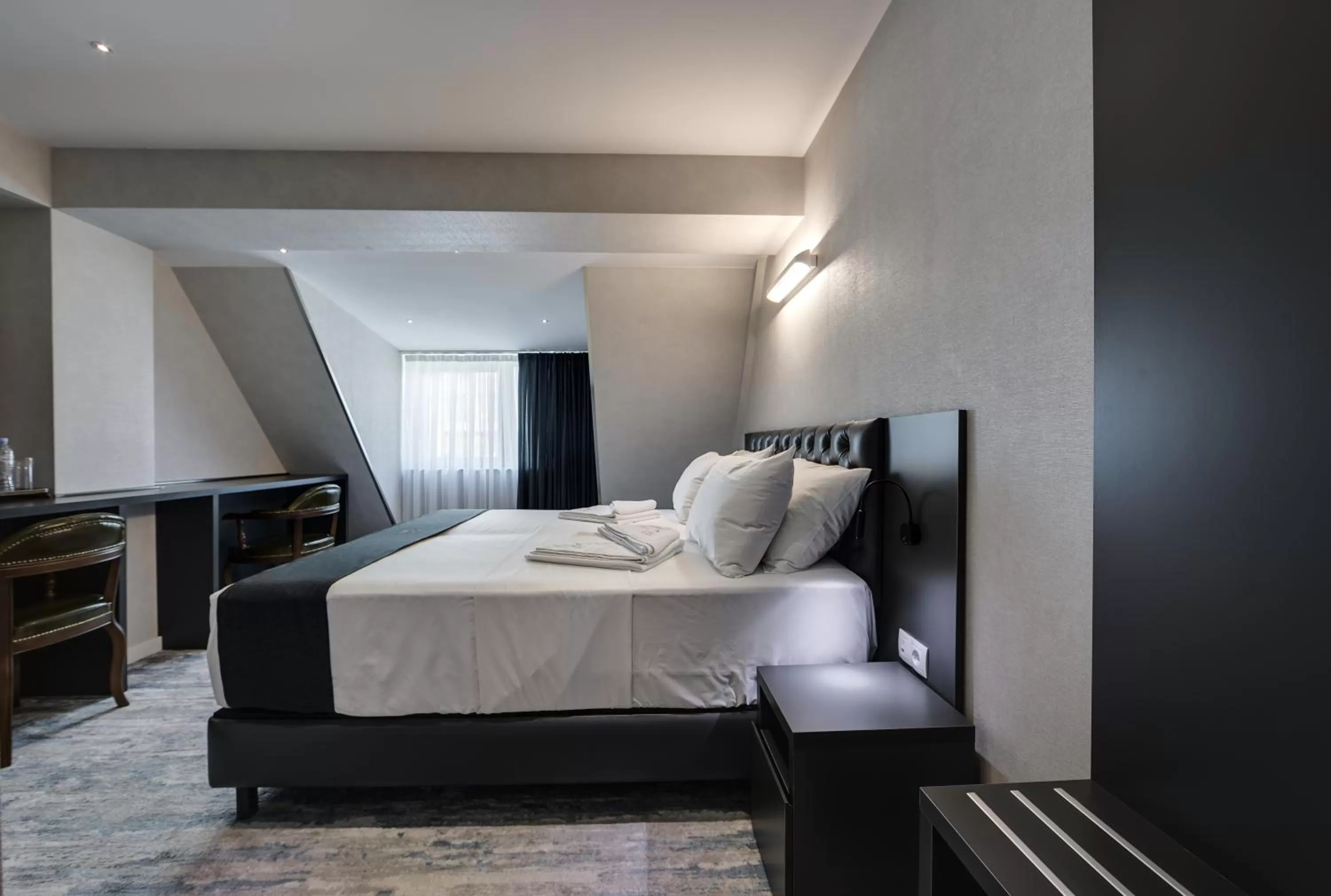 Photo of the whole room, Bed in Mit Hotel Tbilisi