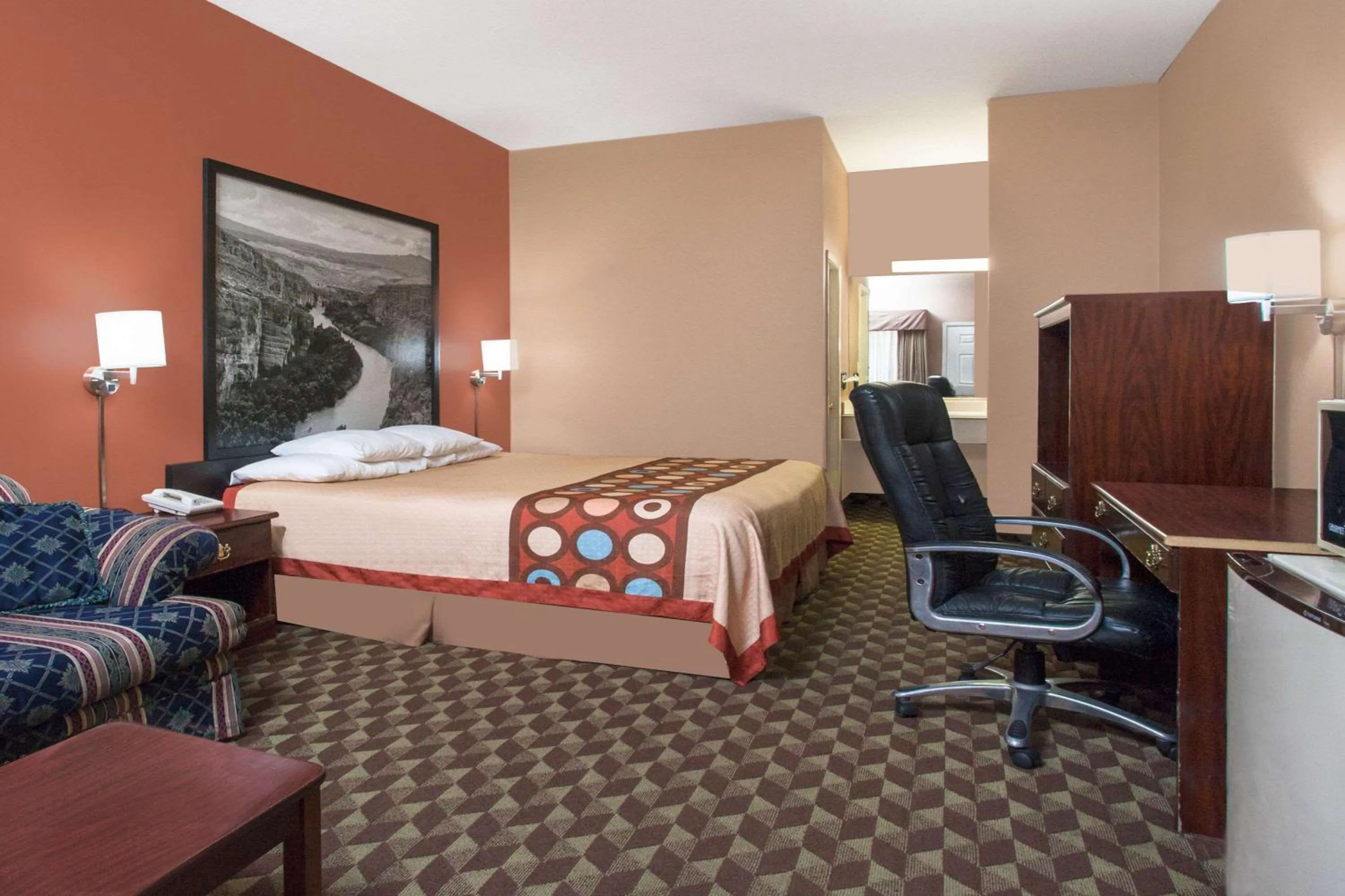Photo of the whole room, Bed in Super 8 by Wyndham Bastrop TX