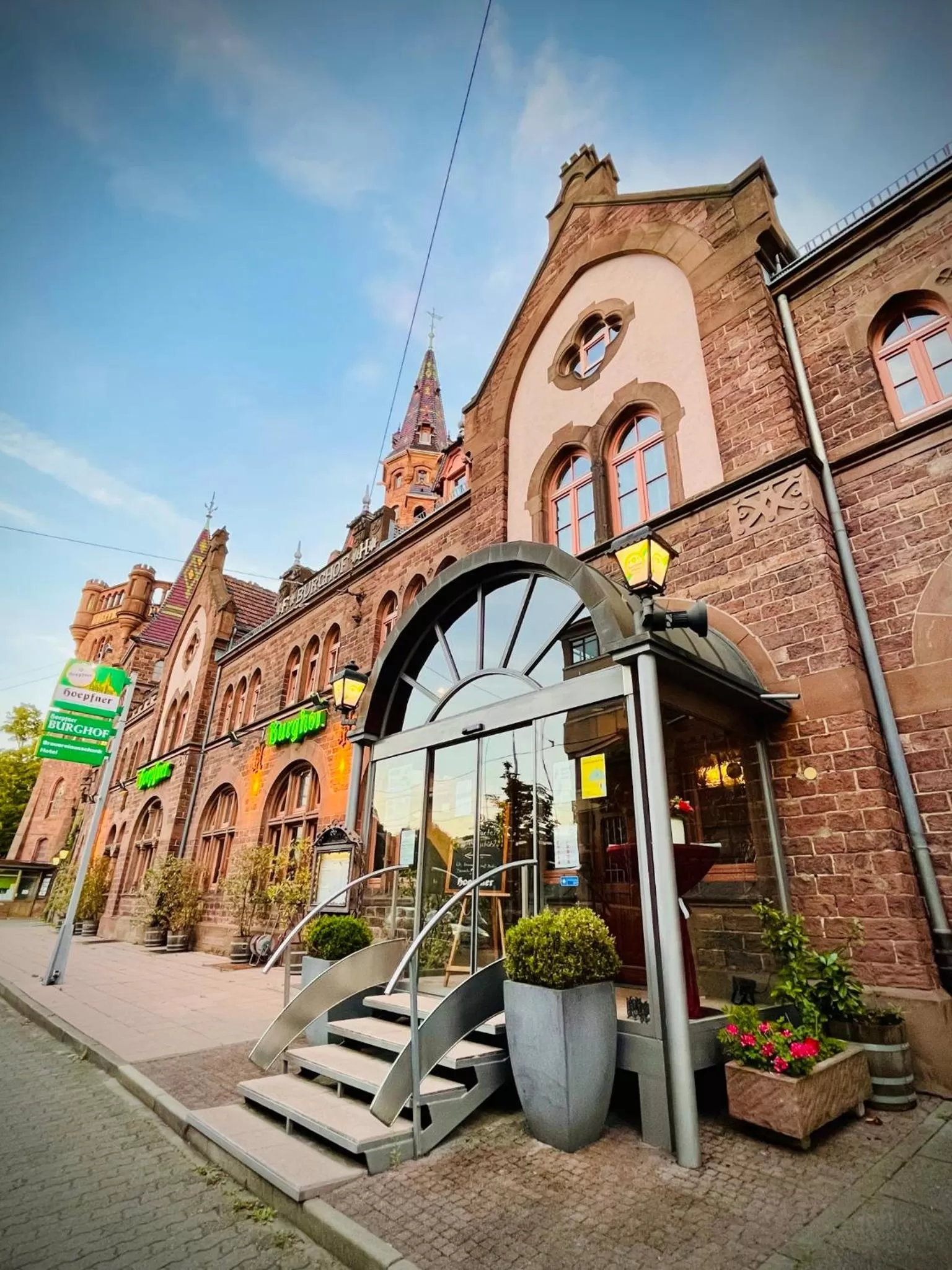 Property building in Hotel Hoepfner Burghof