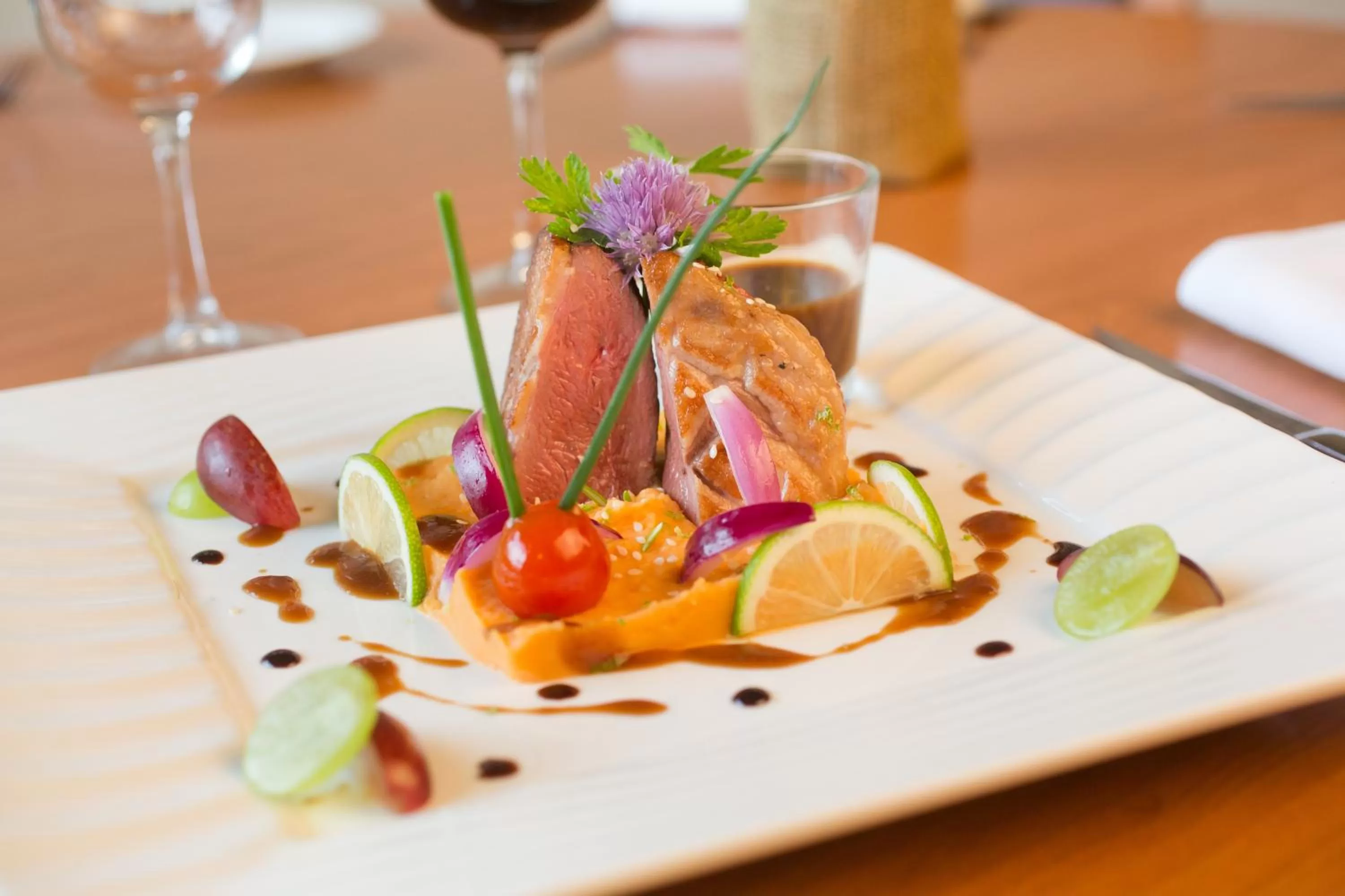 Restaurant/places to eat in Kyriad Prestige - Bordeaux Aeroport