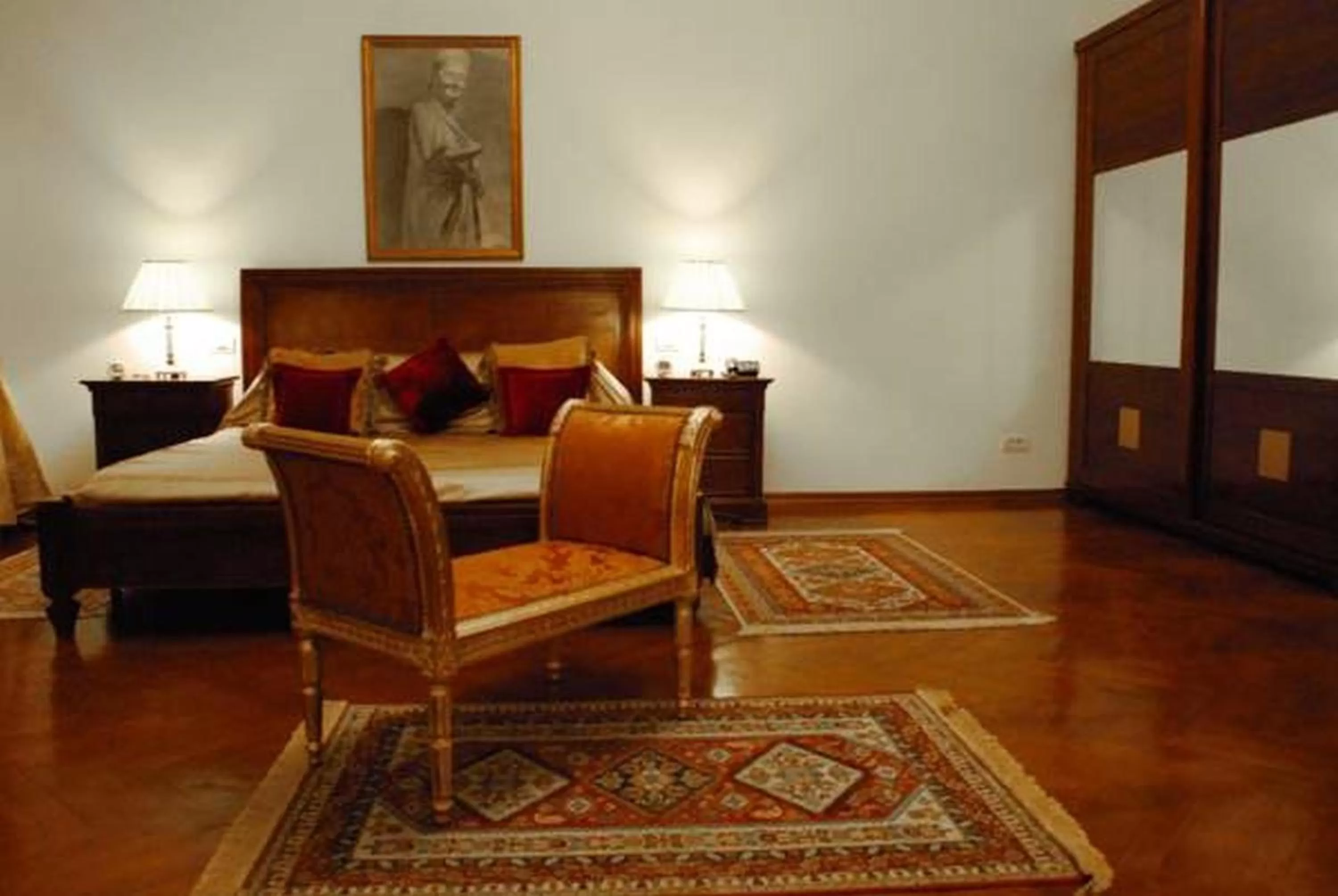 Grand Boutique Hotel