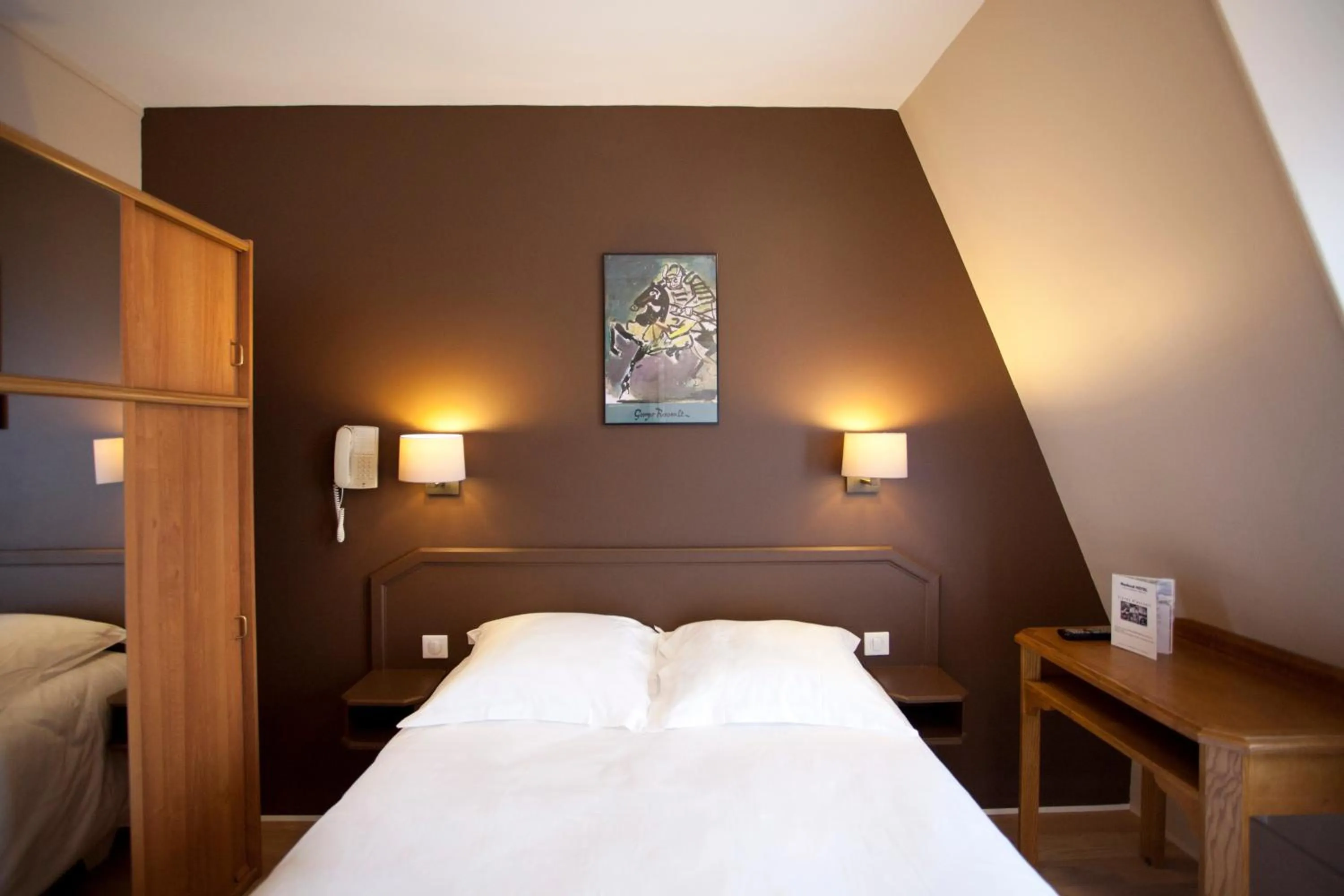 Double Room in Nadaud Hotel