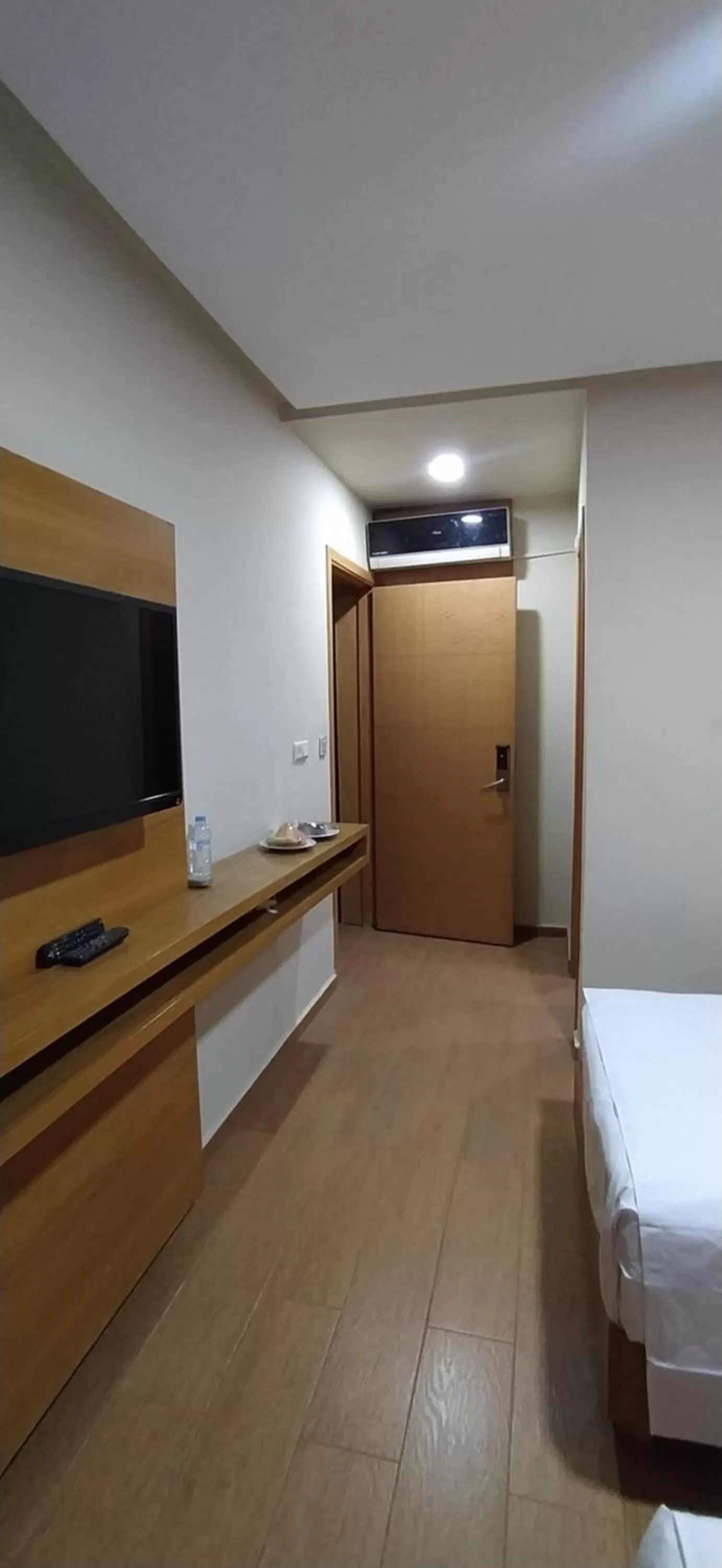 TV/Entertainment Center in Hotel vallee ziz