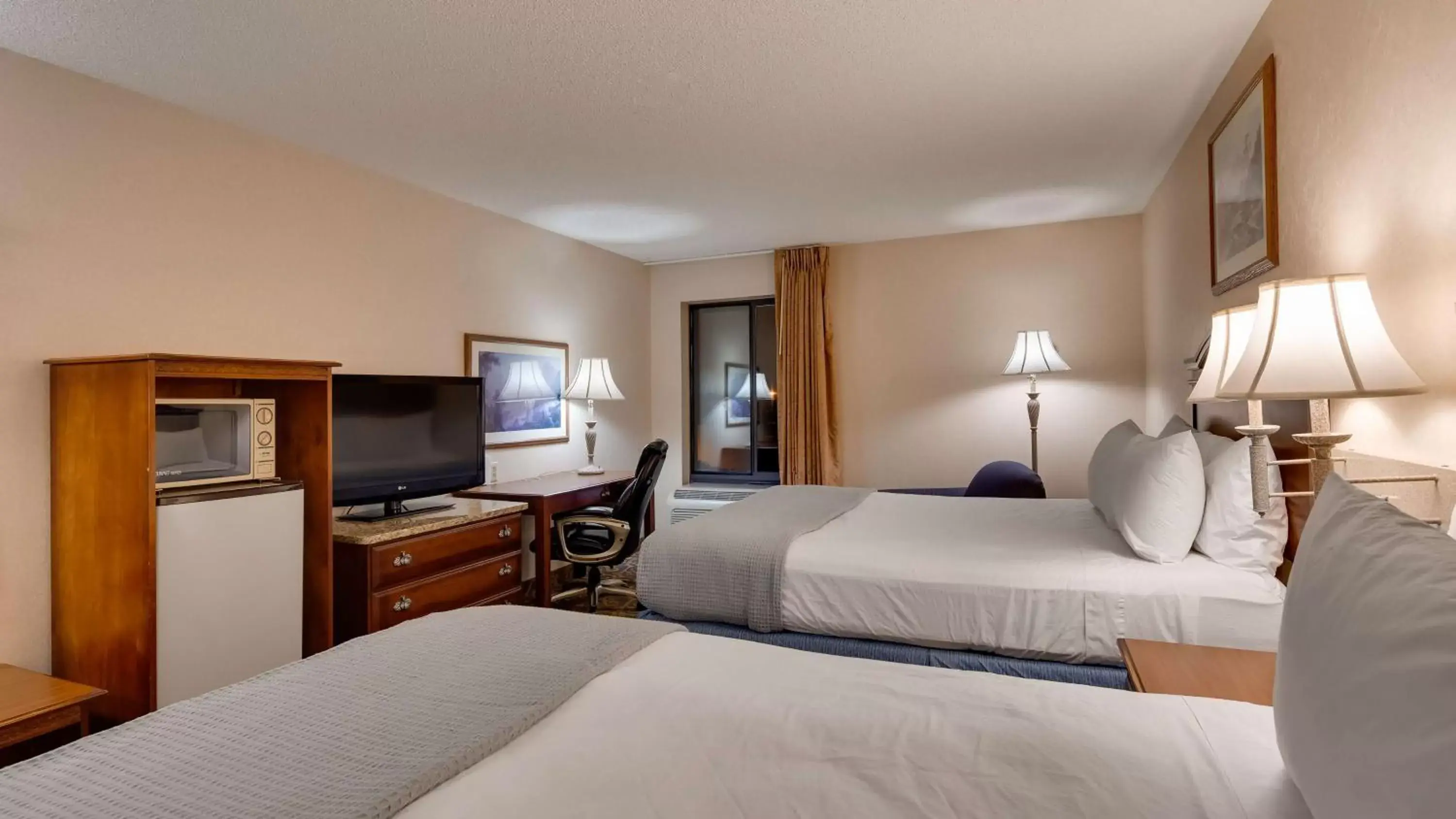 Queen Room with Two Queen Beds in SureStay Plus Hotel by Best Western Cheyenne Queen Room with Two Queen Beds in SureStay Plus Hotel by Best Western Cheyenne