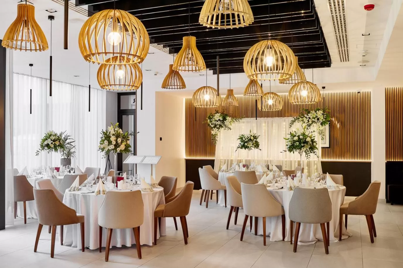 wedding in Grand Ascot Hotel