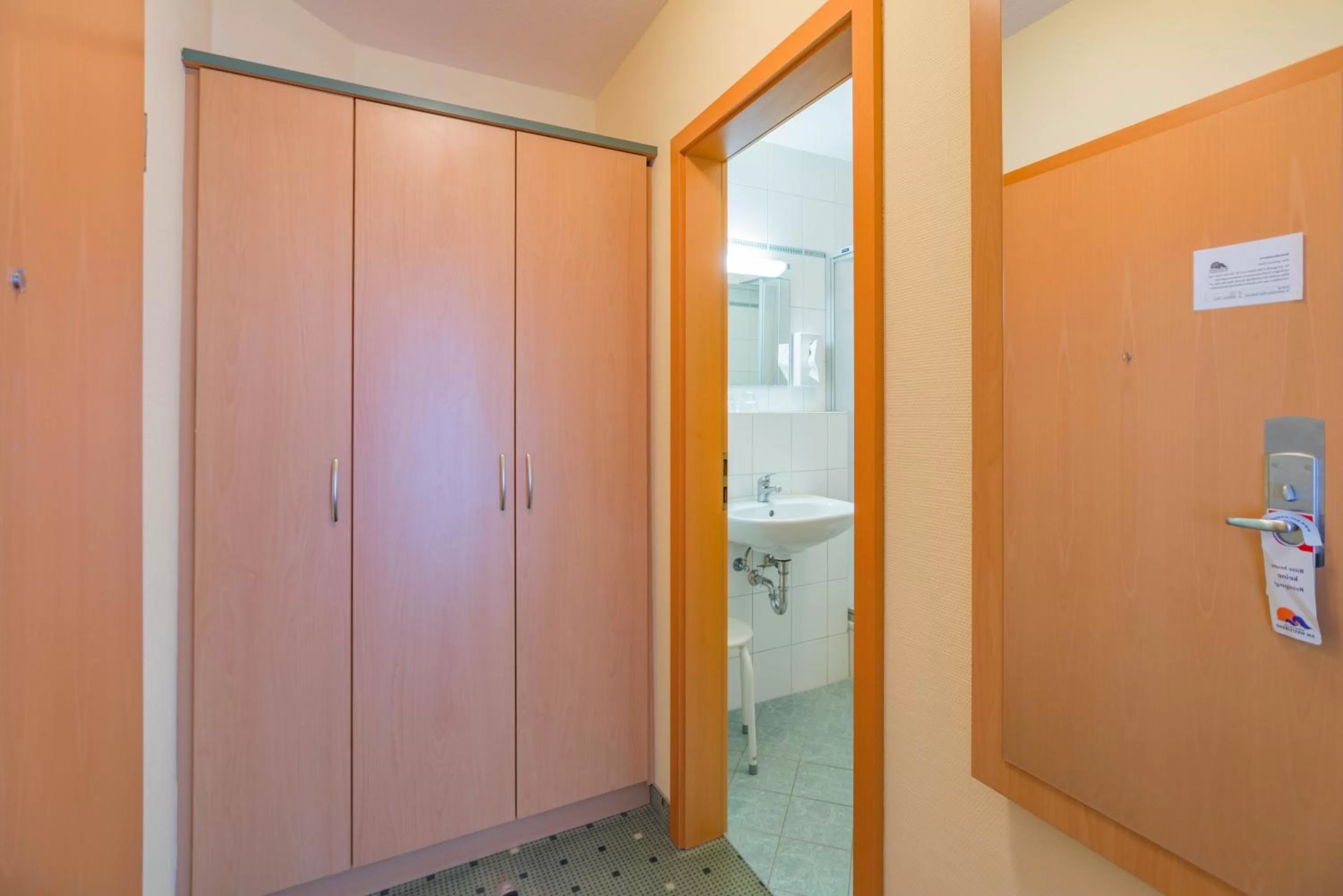 Photo of the whole room in Am Weststrand Apartmenthaus Waldeck