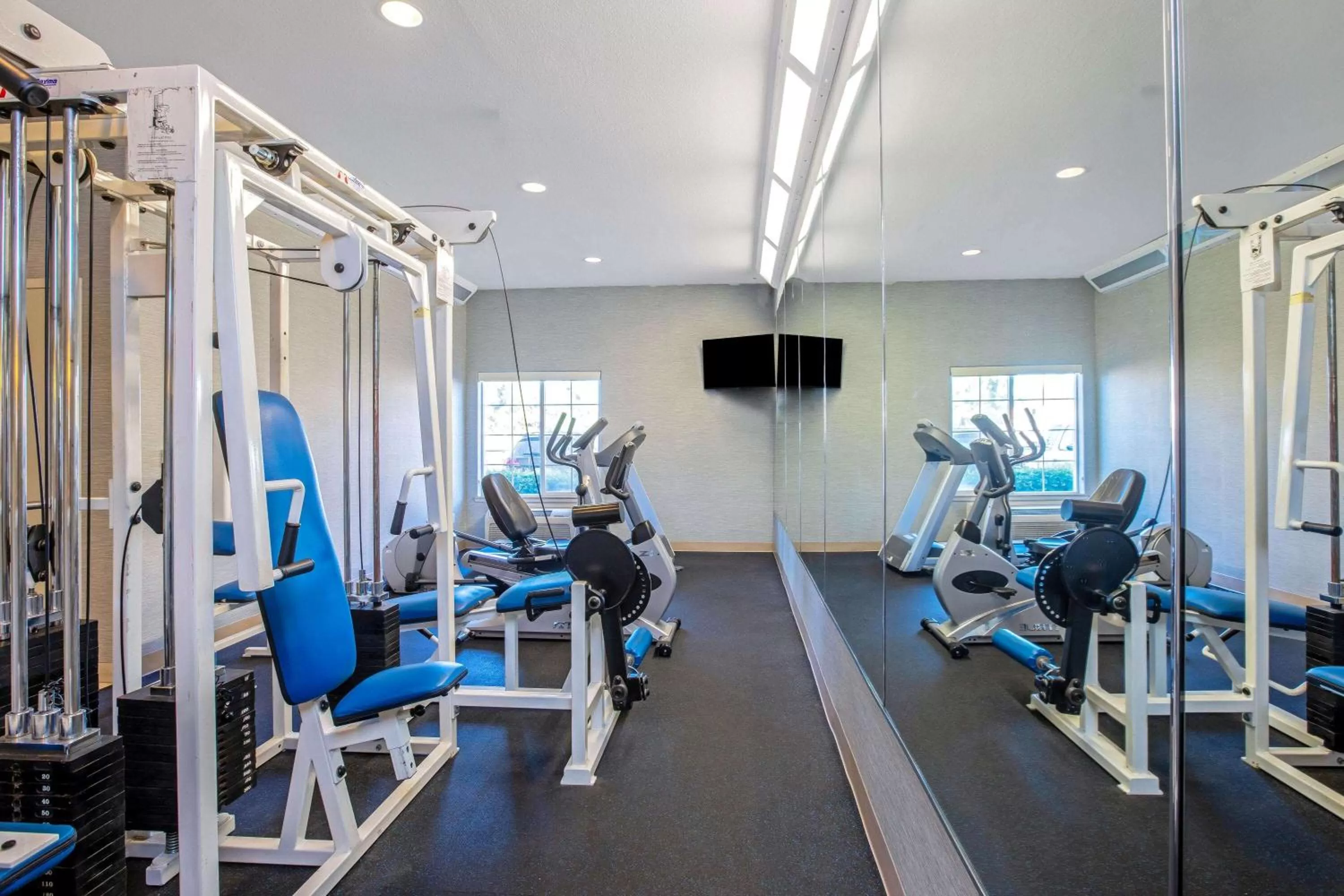 Fitness centre/facilities in La Quinta by Wyndham Manteca - Ripon