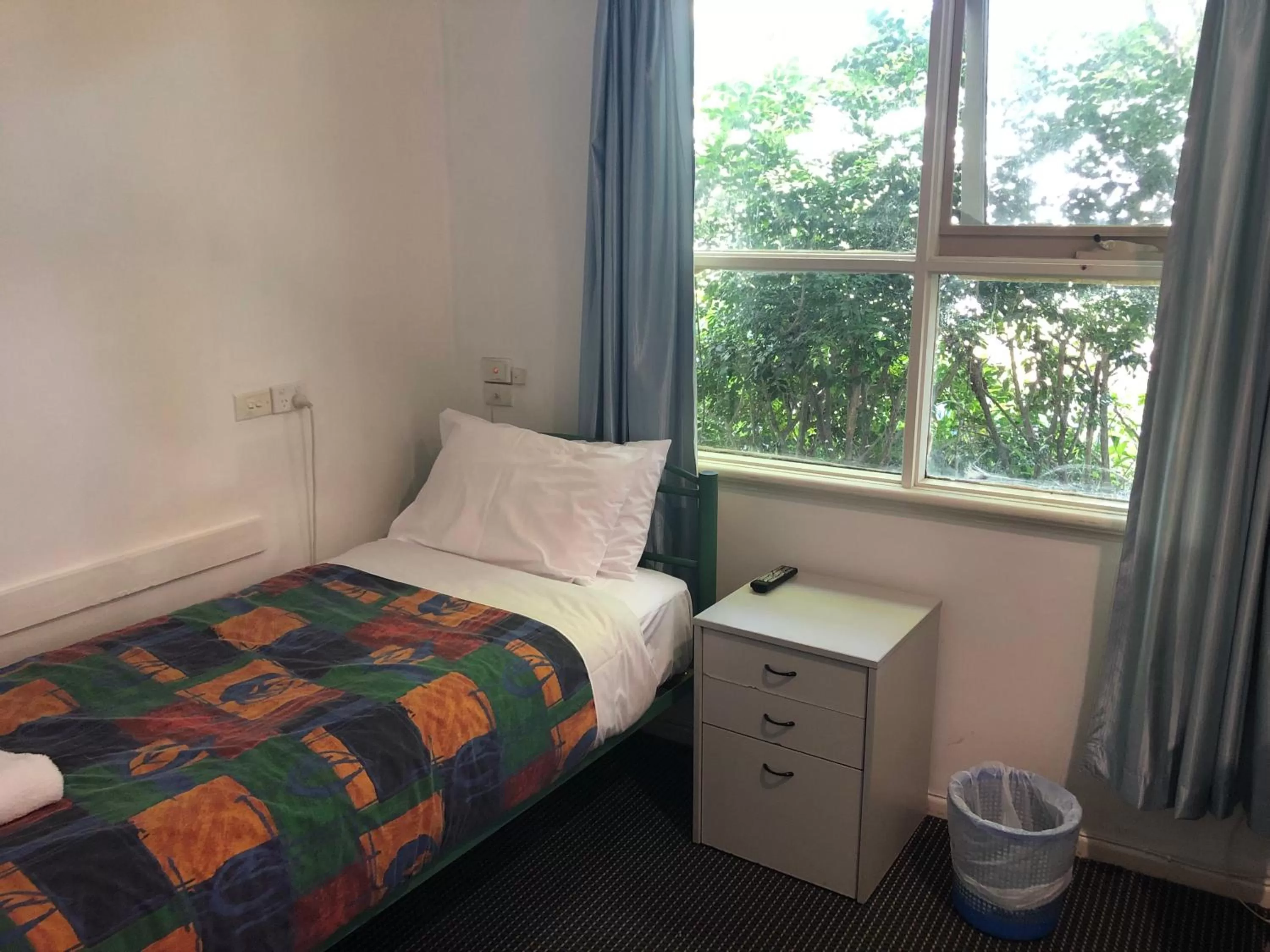 Bed in Evancourt Motel Malvern East