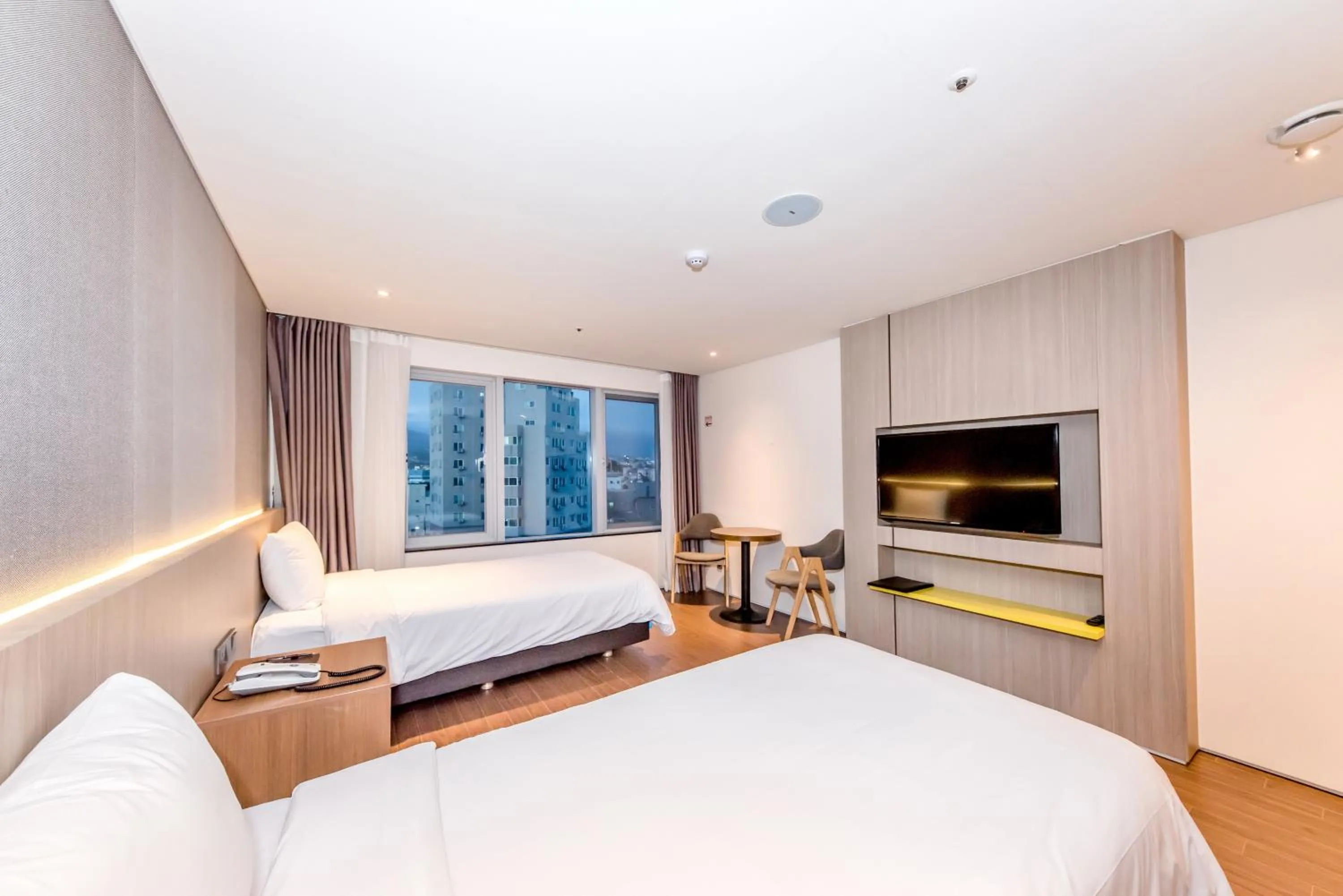 TV and multimedia, Bed in The First70 Hotel