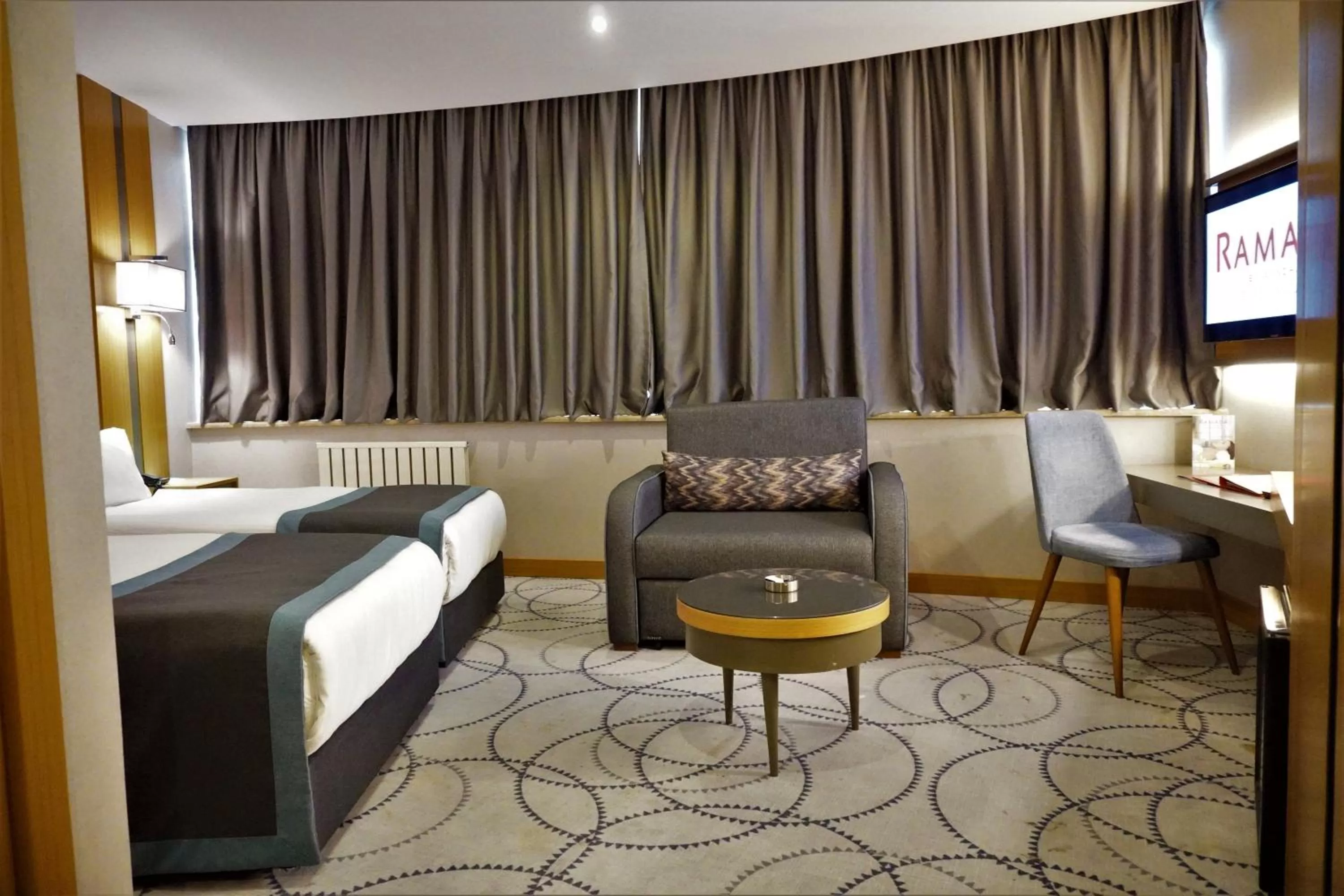 Seating area in Ramada By Wyndham Nilufer Bursa