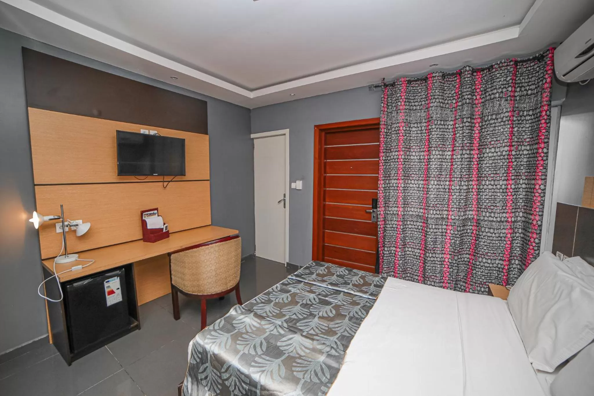 Bed in Fini Hotel Bobende