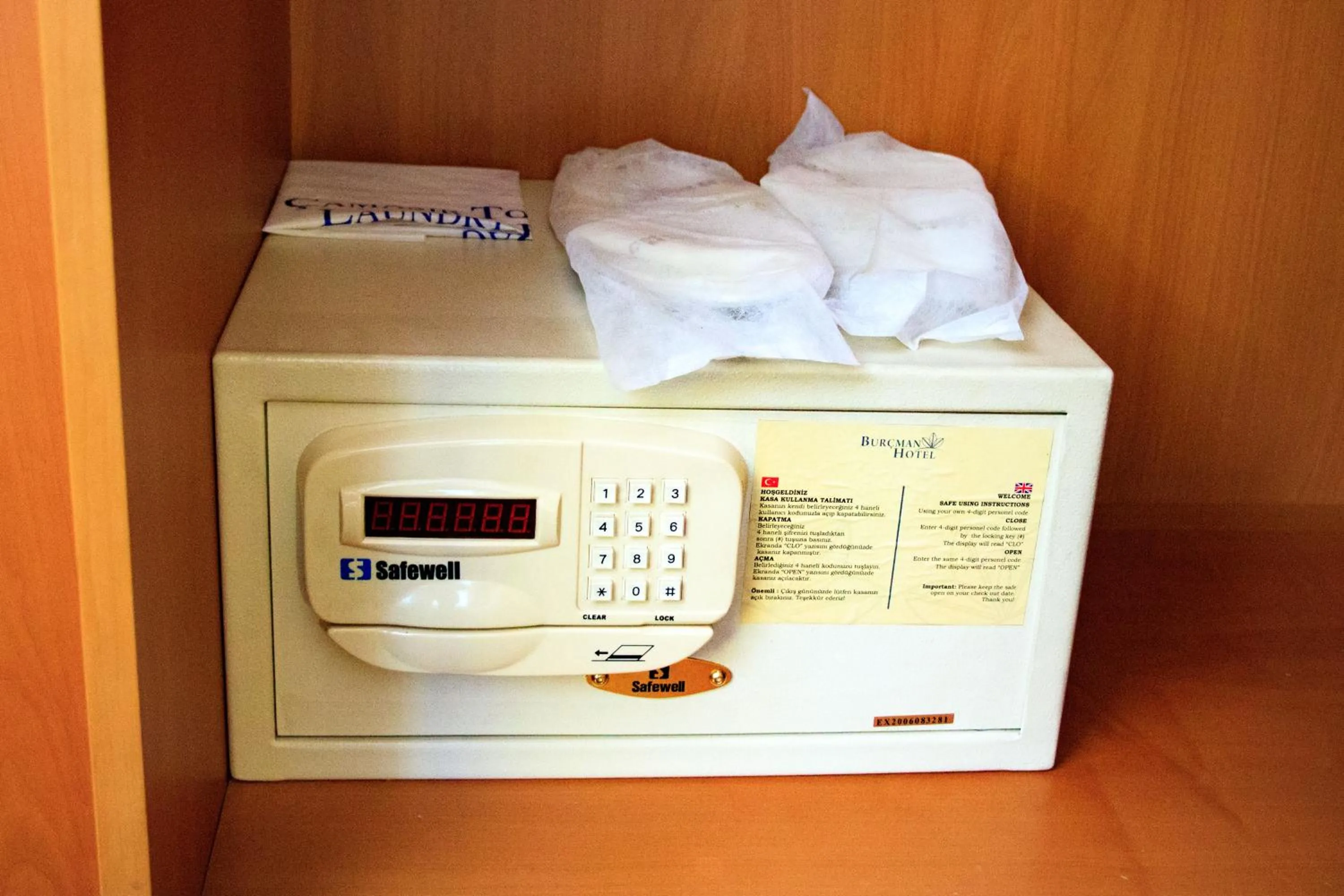 Area and facilities in Burcman Hotel