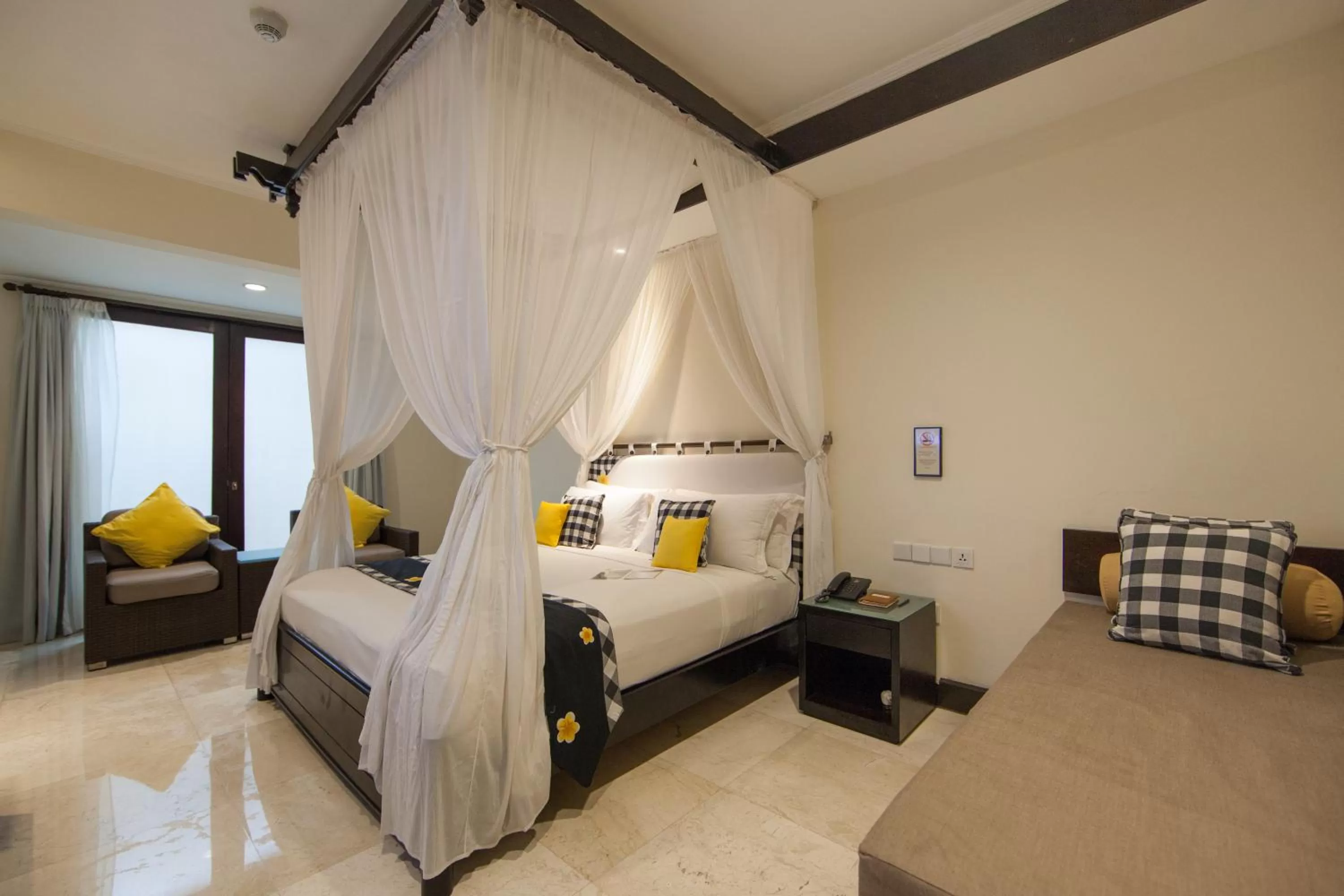 Bedroom, Bed in Legian Beach Hotel