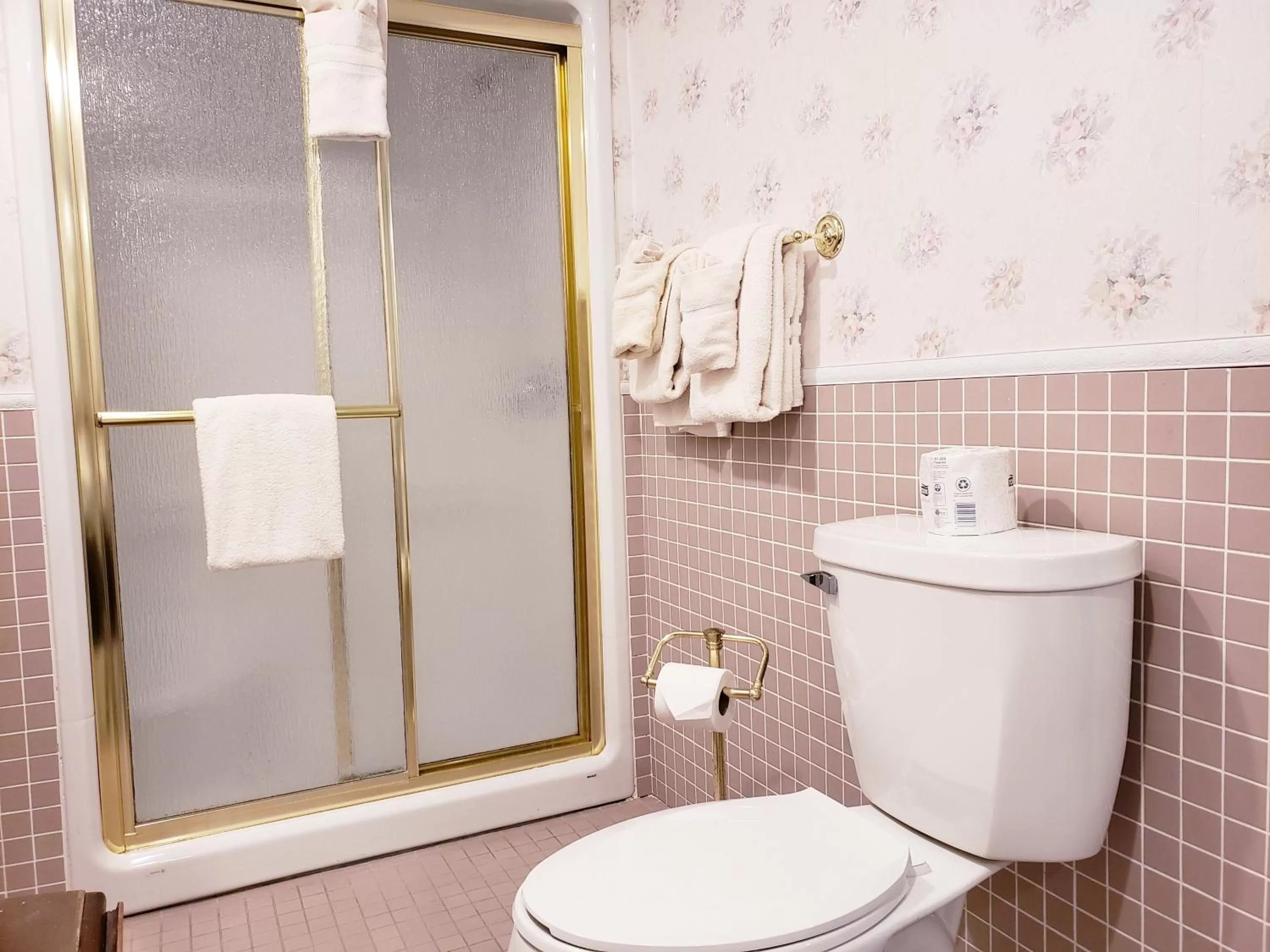 Bathroom in Lowell Inn