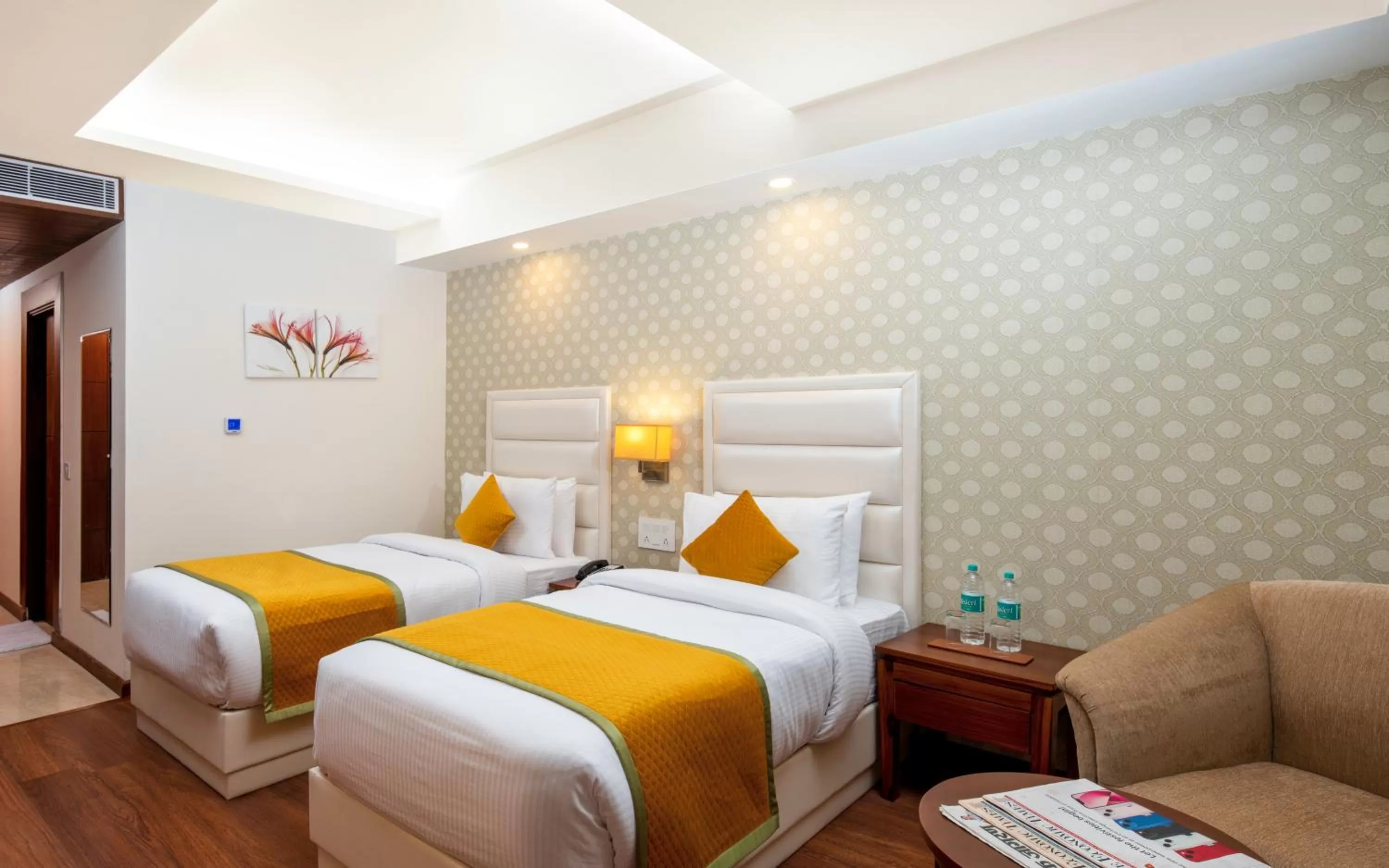 Bedroom, Bed in Cygnett Inn Paras