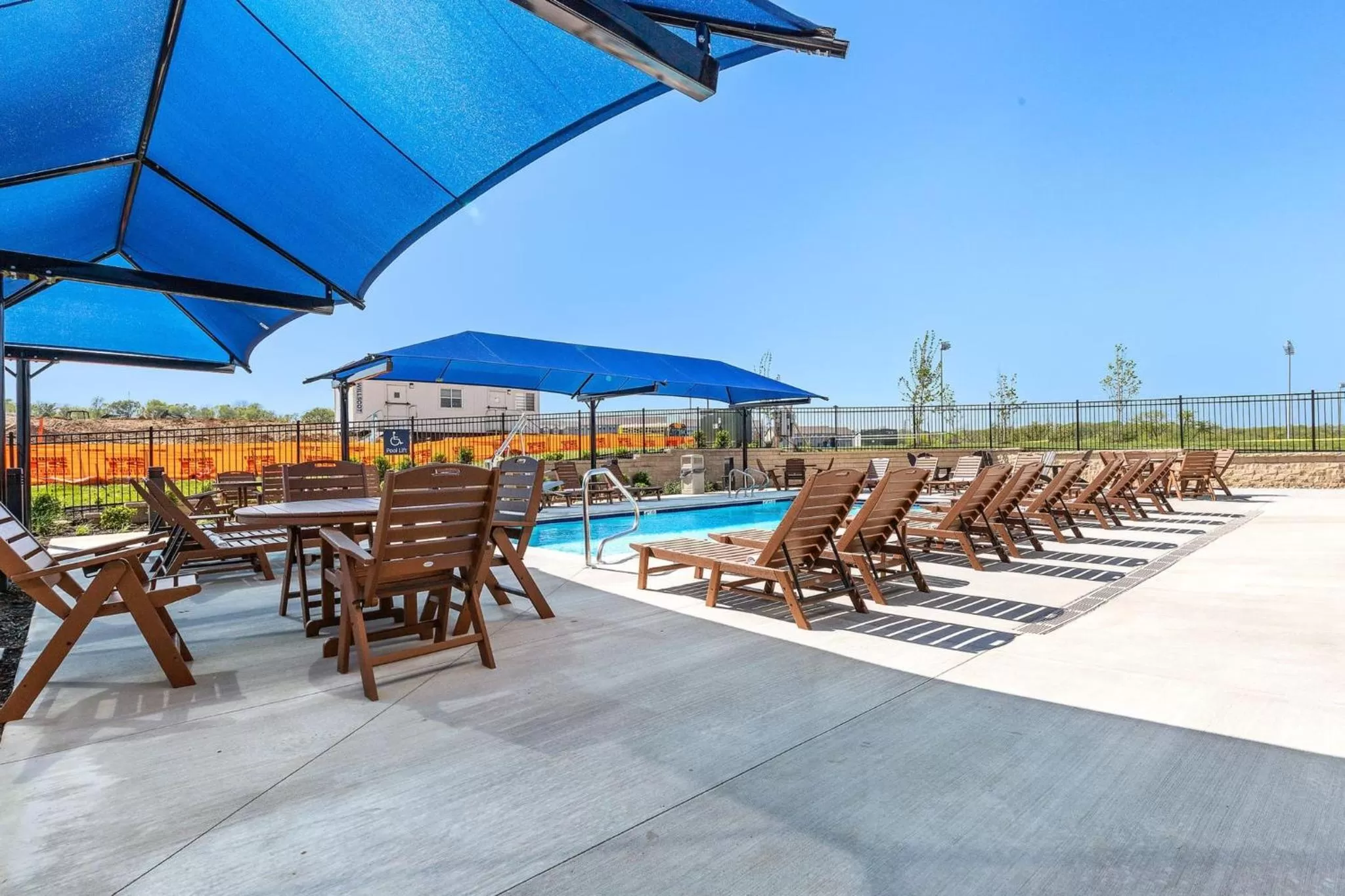 Swimming pool in Holiday Inn Express Kansas City North Parkville by IHG