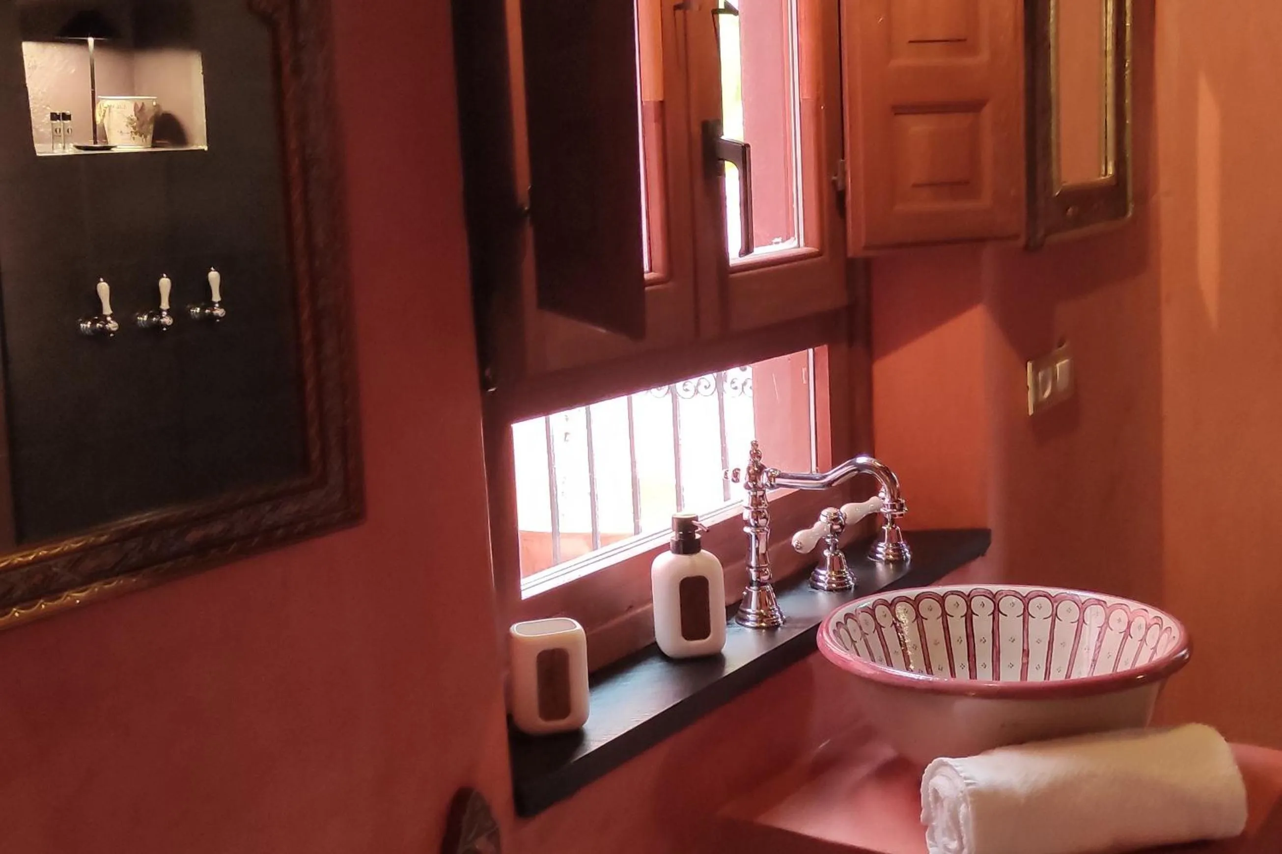 Bathroom in Hotel la Boheme