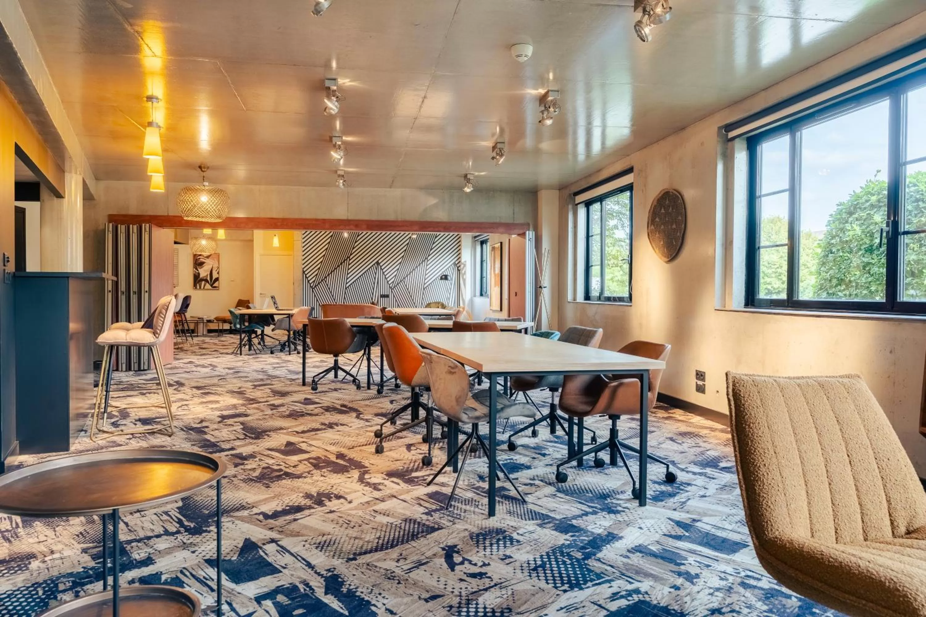 Meeting/conference room in Cowool Lille Villeneuve D'Ascq - Ex Olivarius