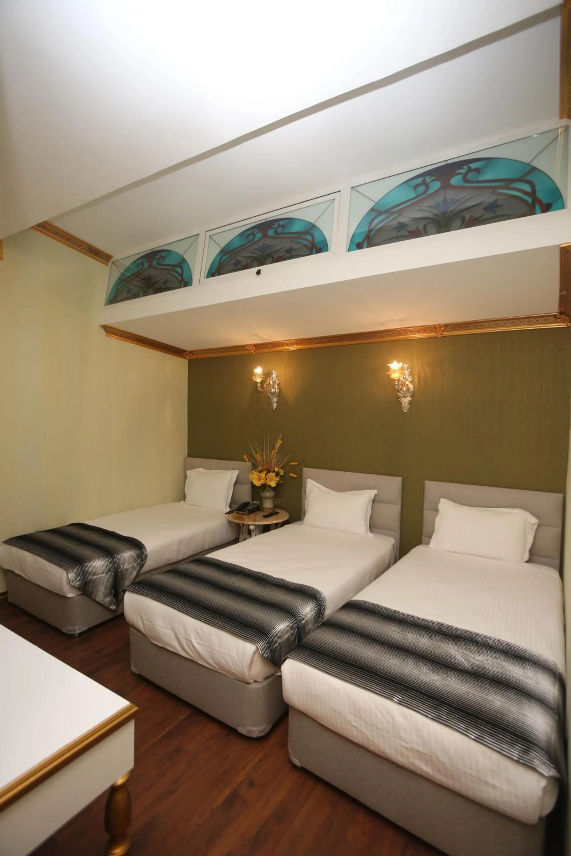 Spring, Bed in Laleli Blue Marmaray Hotel