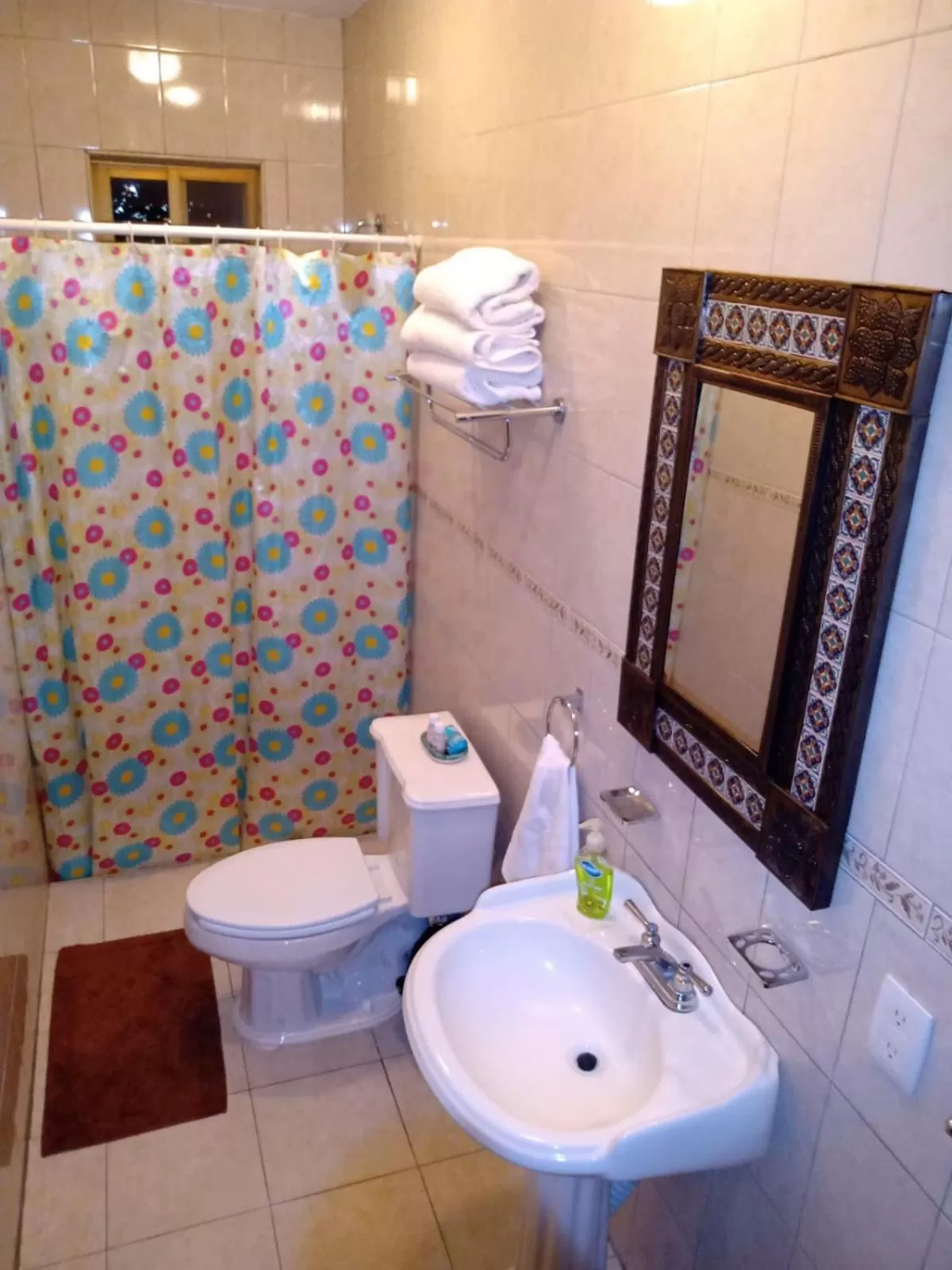 Bathroom in La Casa Rosa Guanajuato