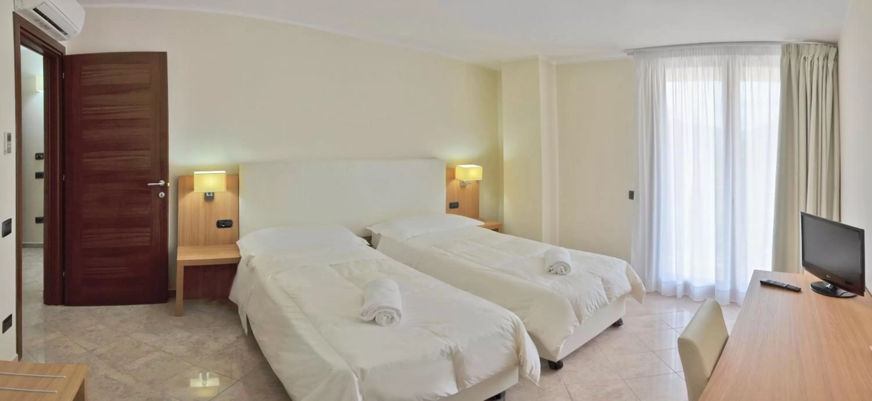 Photo of the whole room, Bed in Vea Resort Hotel