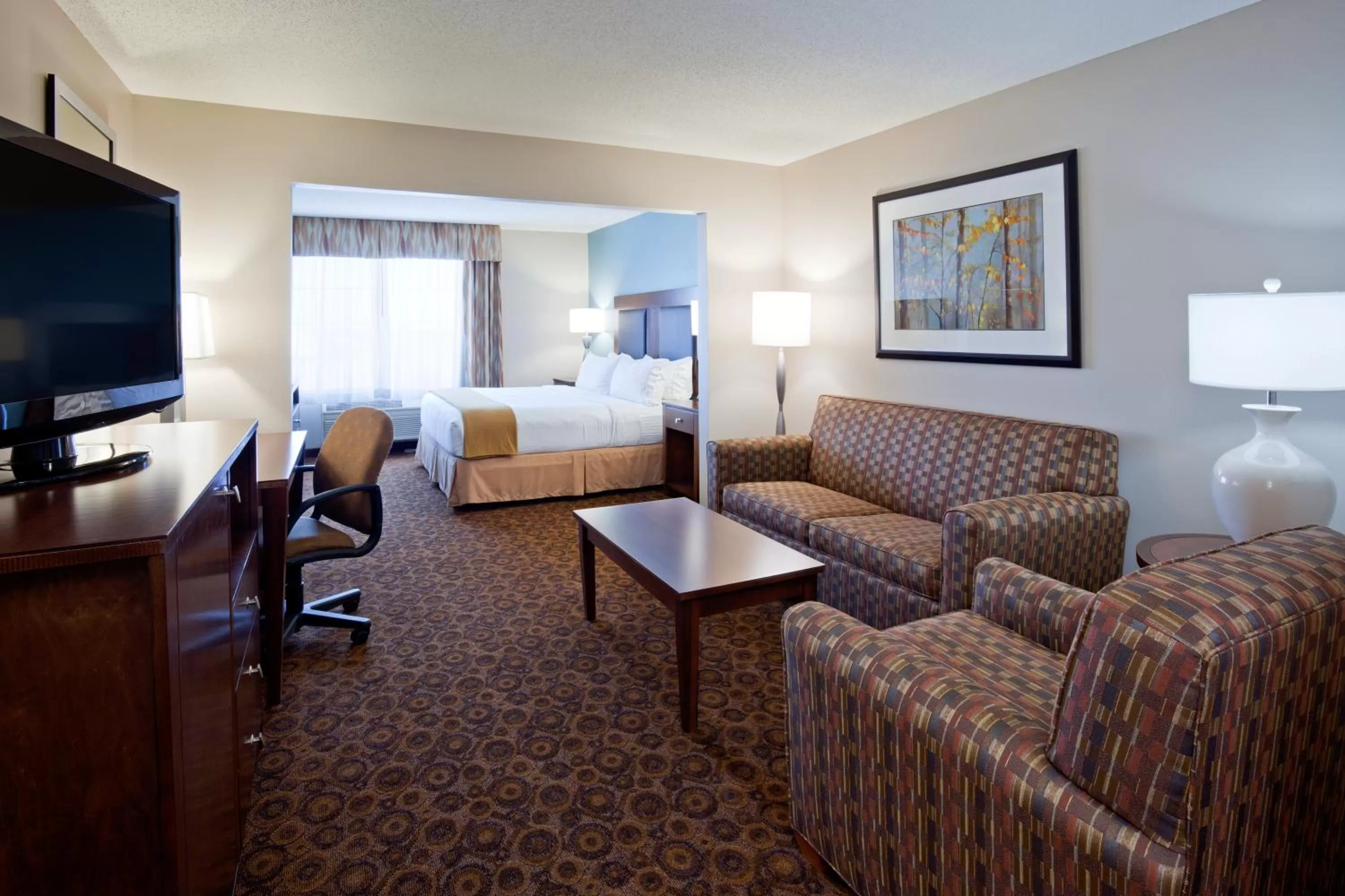 Photo of the whole room in Holiday Inn Express and Suites St. Cloud by IHG