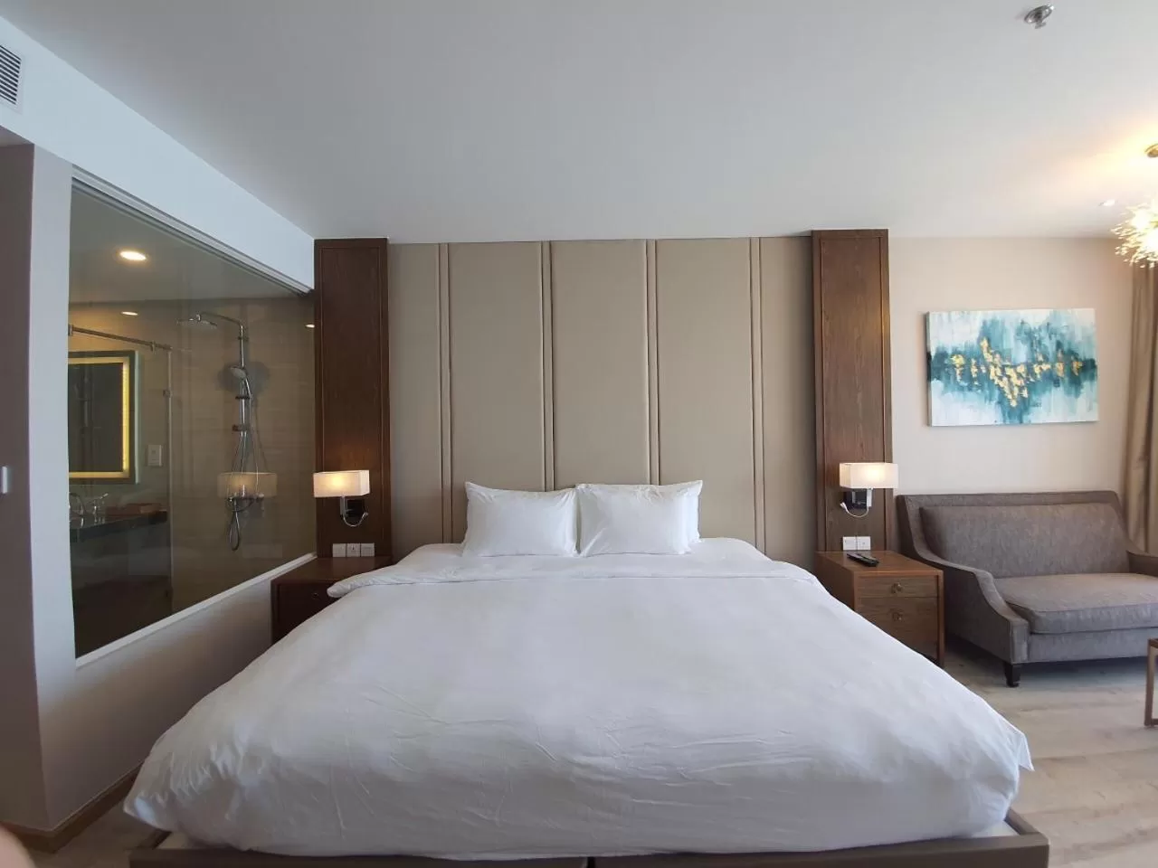 Suite with Sea View in KN Panorama Beachfront Condotel