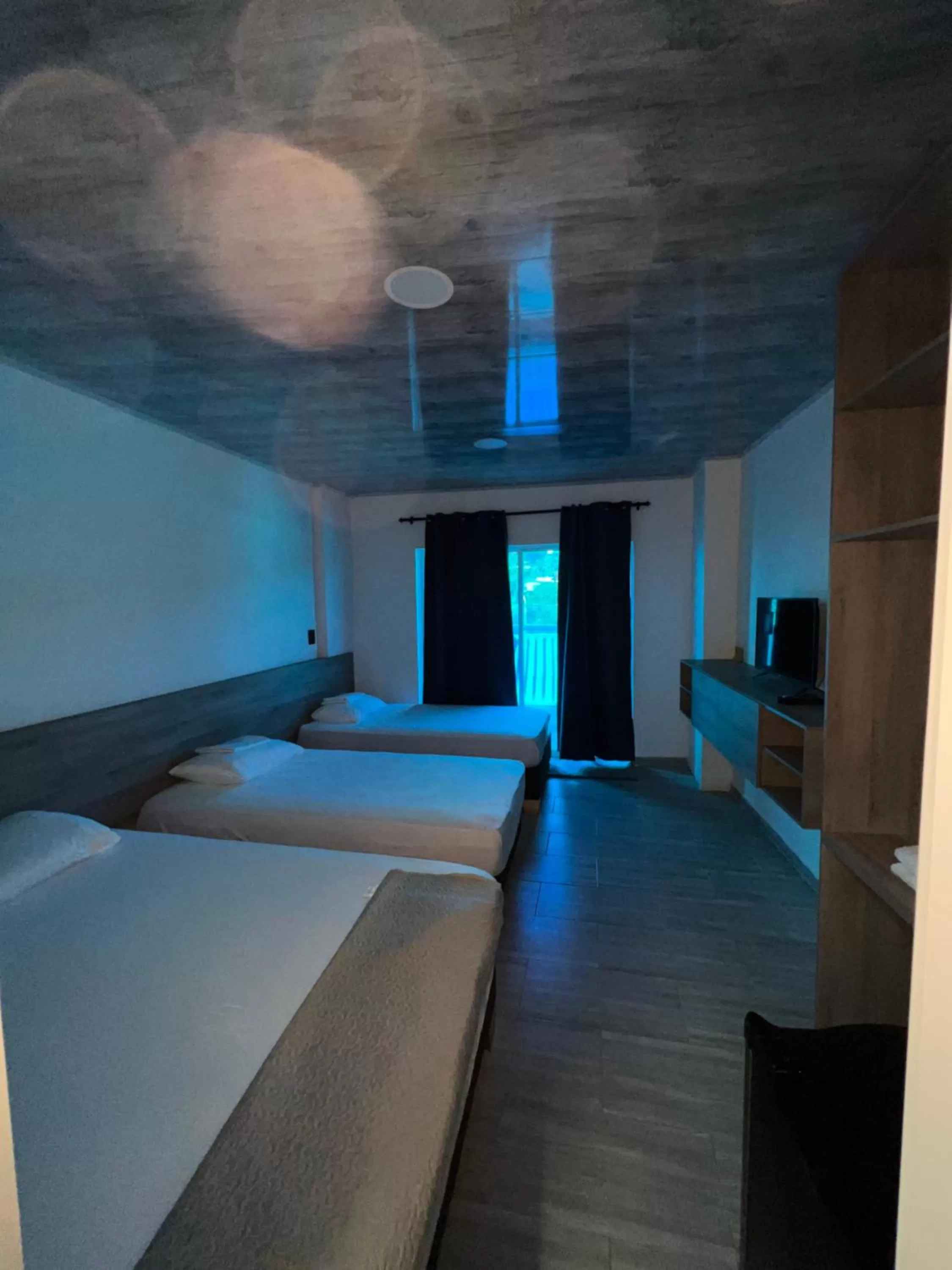 Apartamentos Isla Tropical