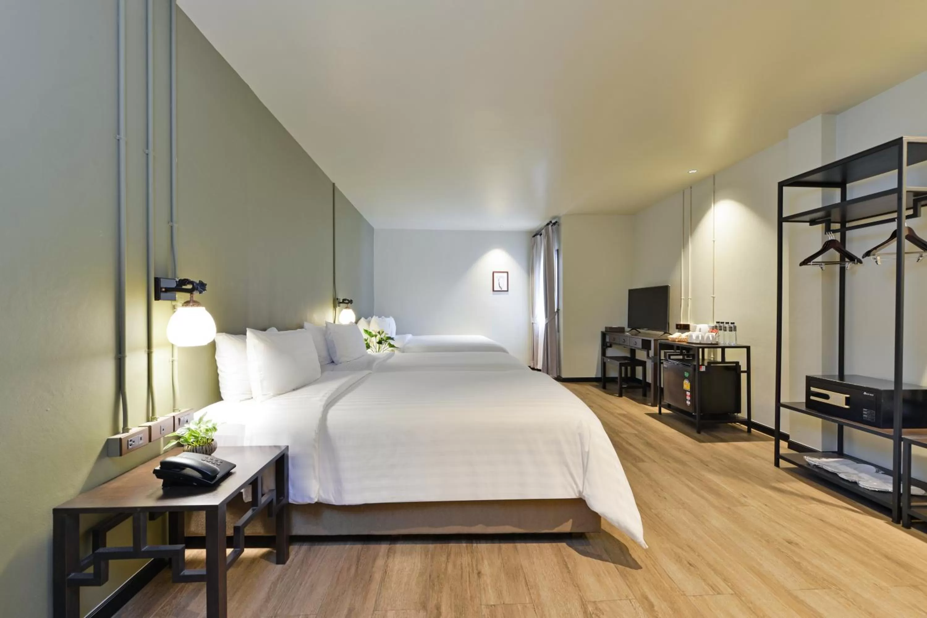 Bed in Oldthaiheng Hotel