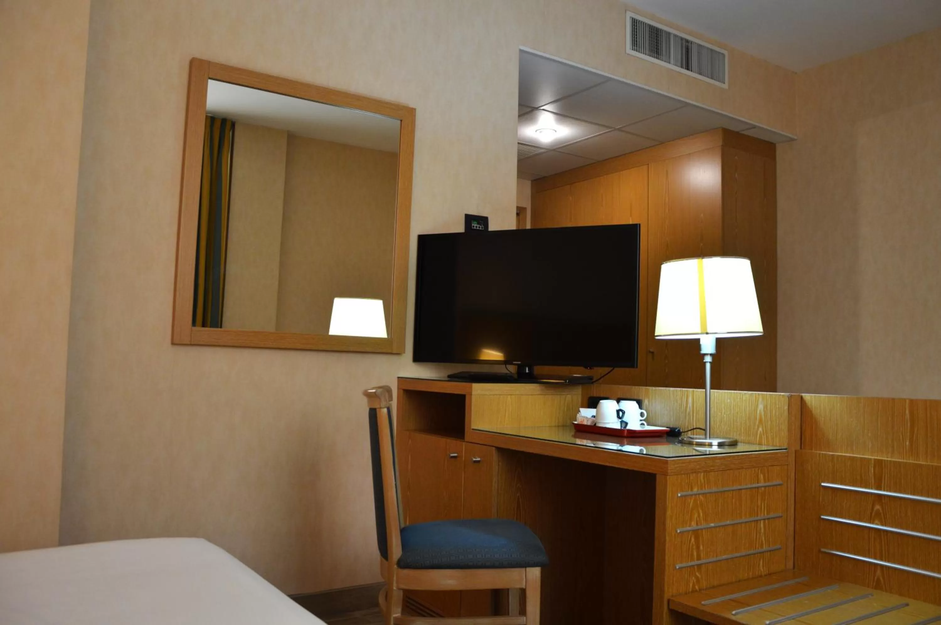 Bedroom, Bed in Best Western Cavalieri Della Corona