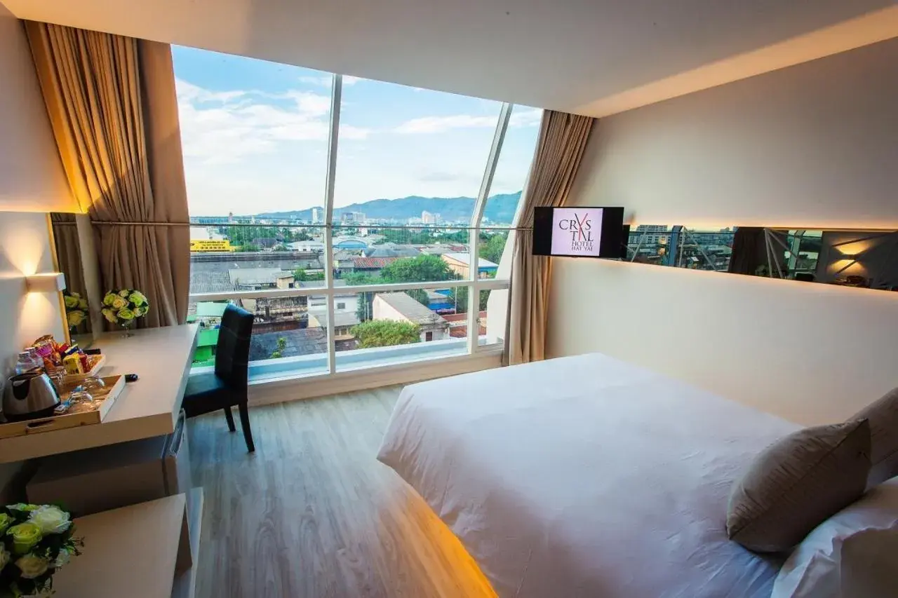 Suite with Mountain View in Crystal Hotel Hat Yai Suite with Mountain View in Crystal Hotel Hat Yai