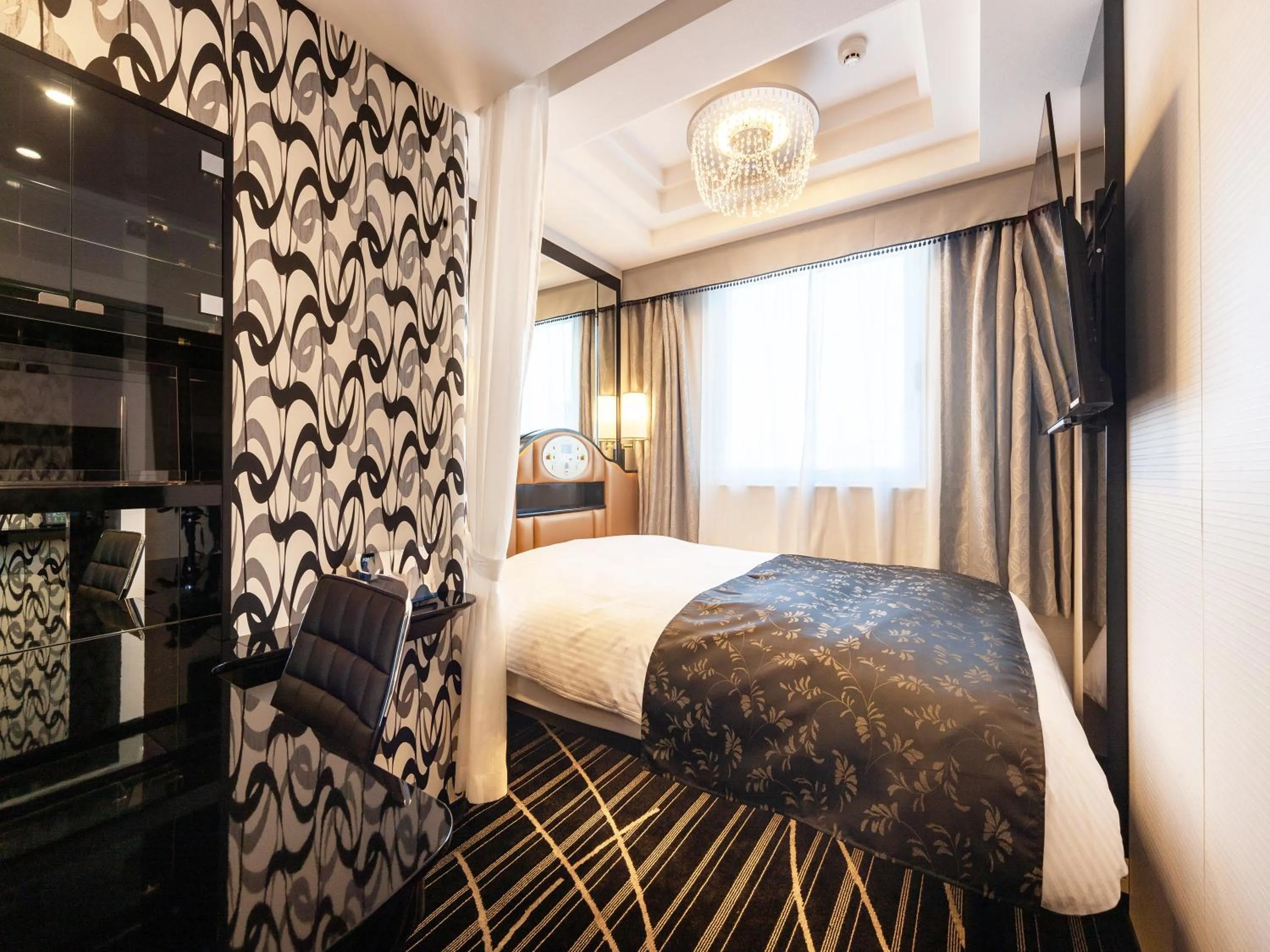 Standard Double Room (2 Adults) - Non-Smoking【High Floor】 in APA Hotel Pride Kokkaigijidomae - National Diet Building