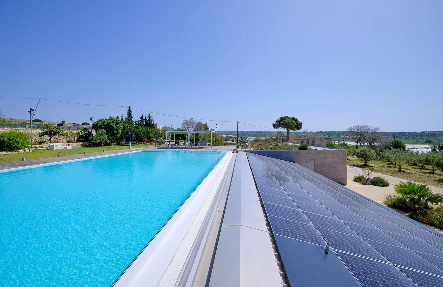Swimming pool in Petrantica Resort