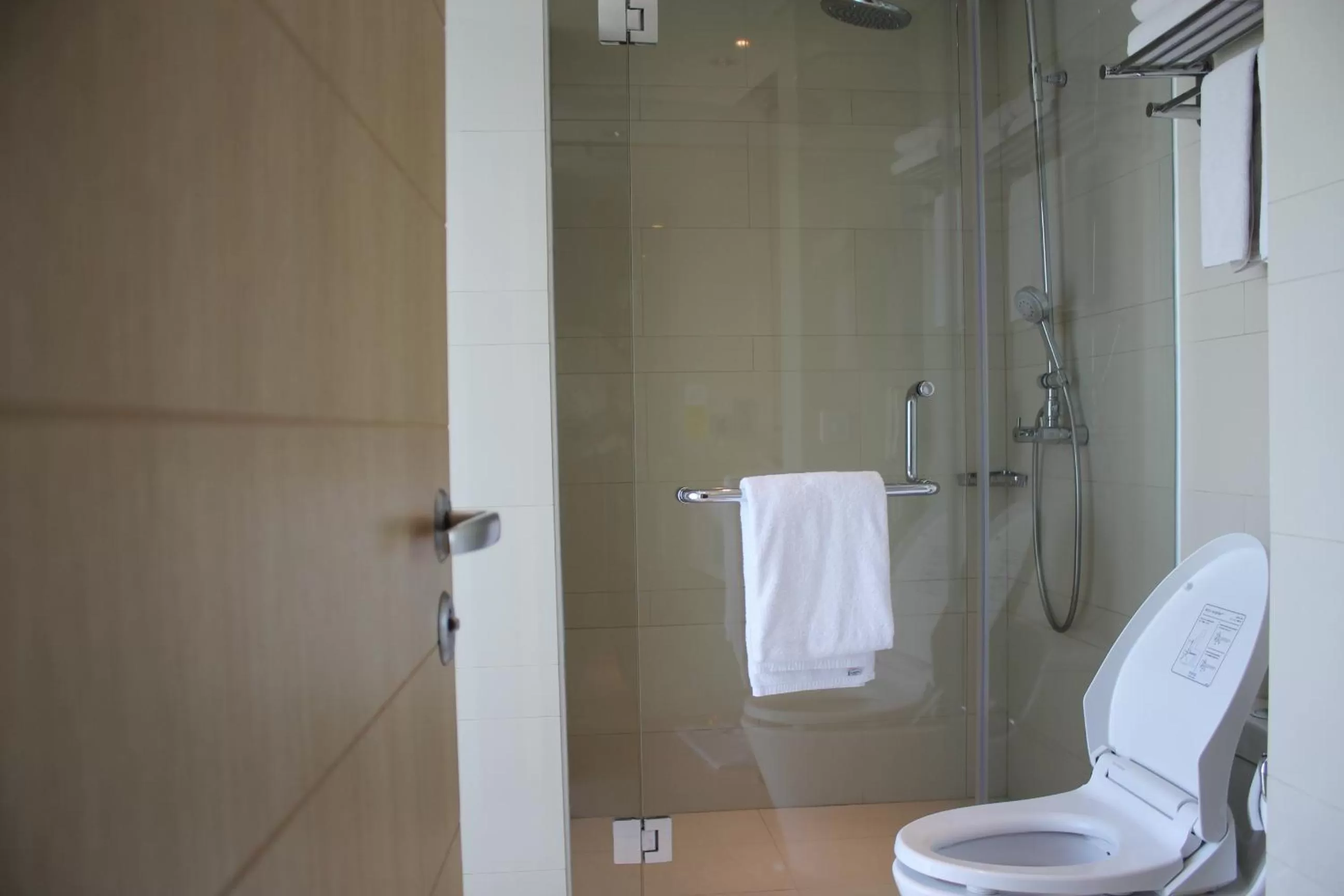 Bathroom in DoubleTree by Hilton Jakarta Kemayoran