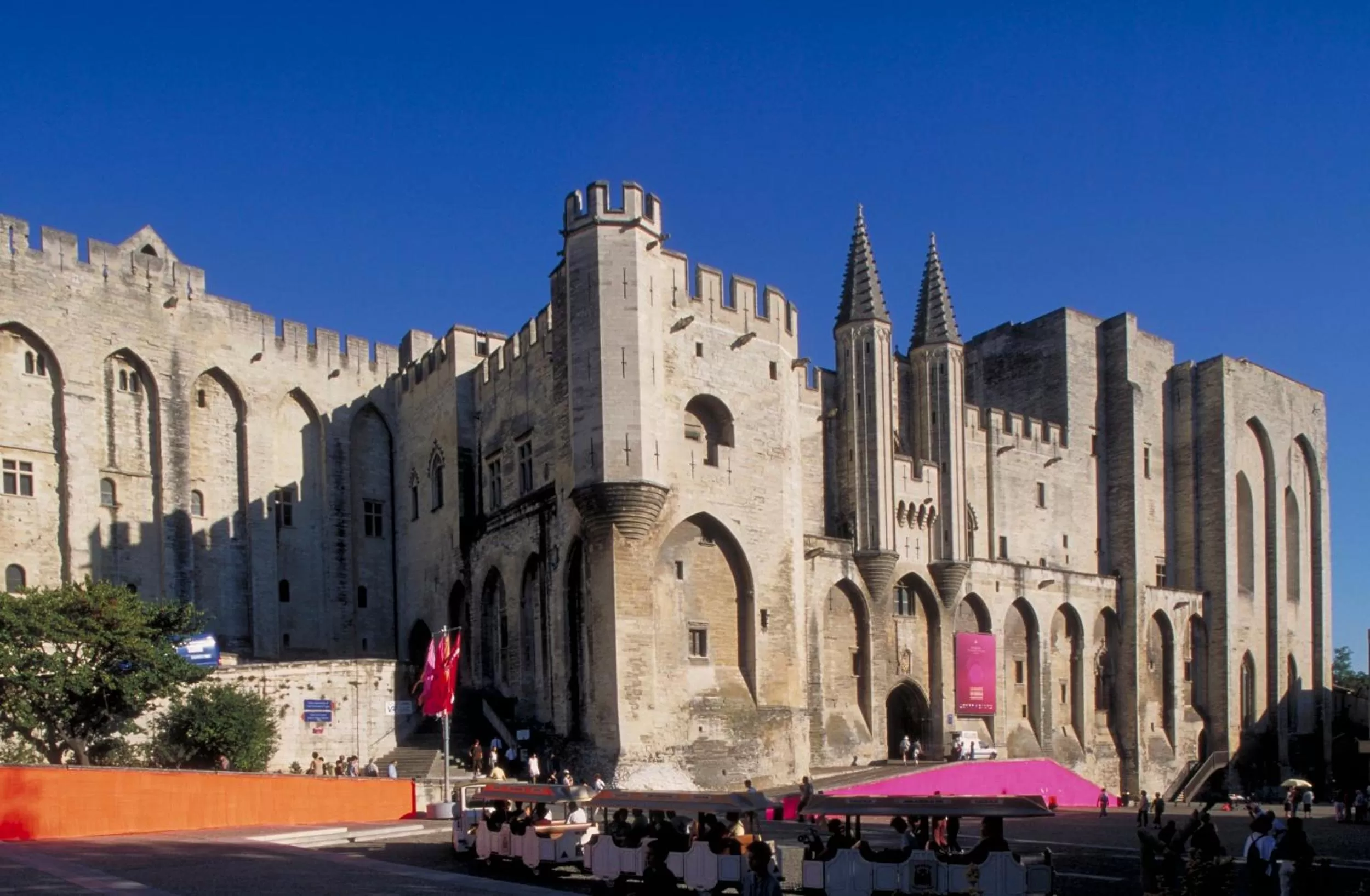 Off site in Mercure Avignon Centre Palais des Papes