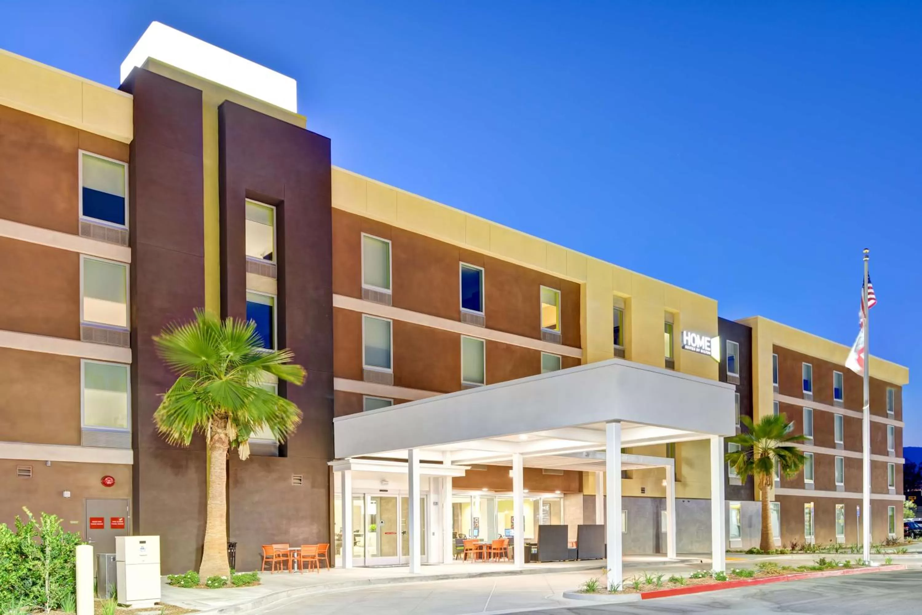 Property building in Home2 Suites Azusa