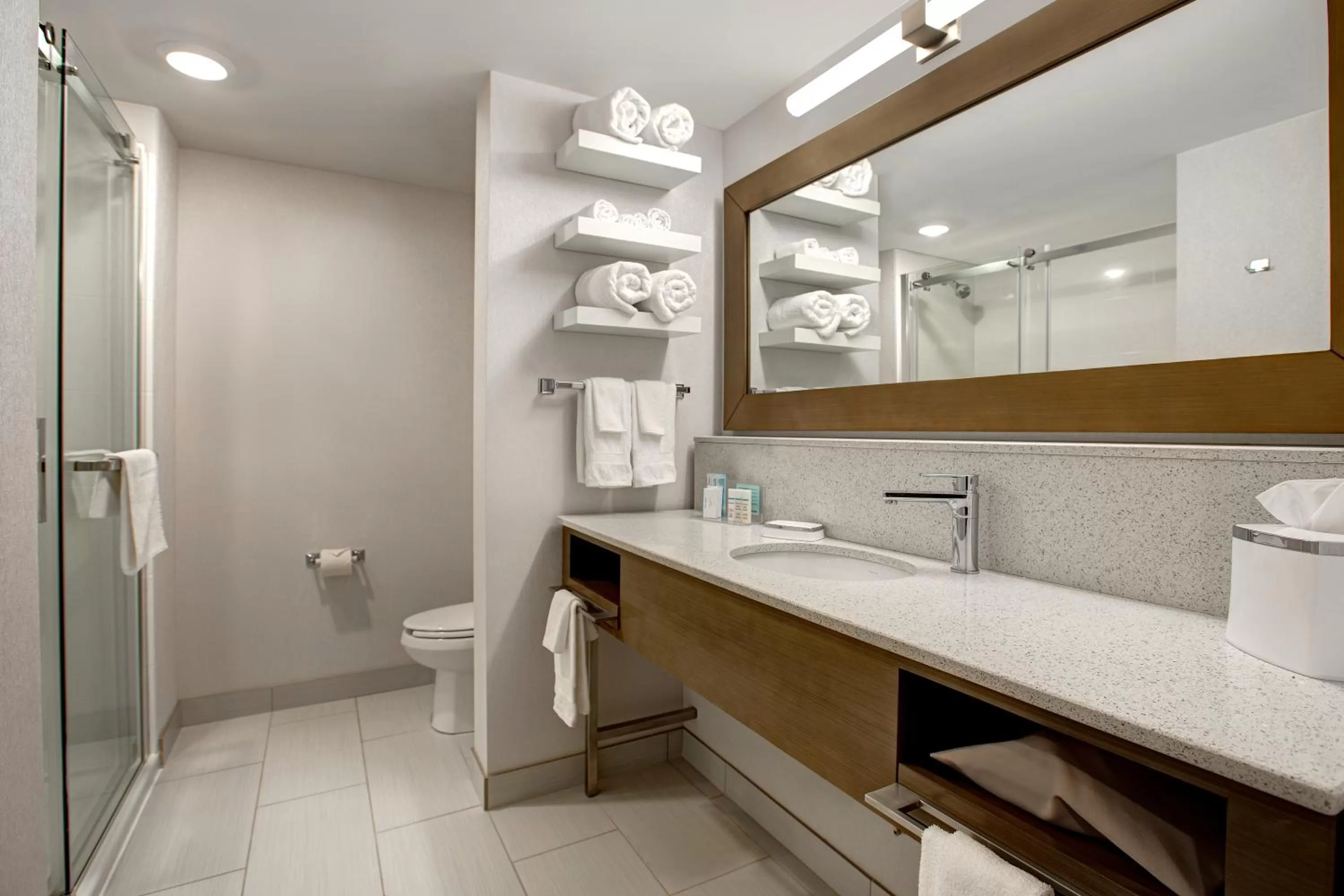 Ramada by Wyndham St Paul AB