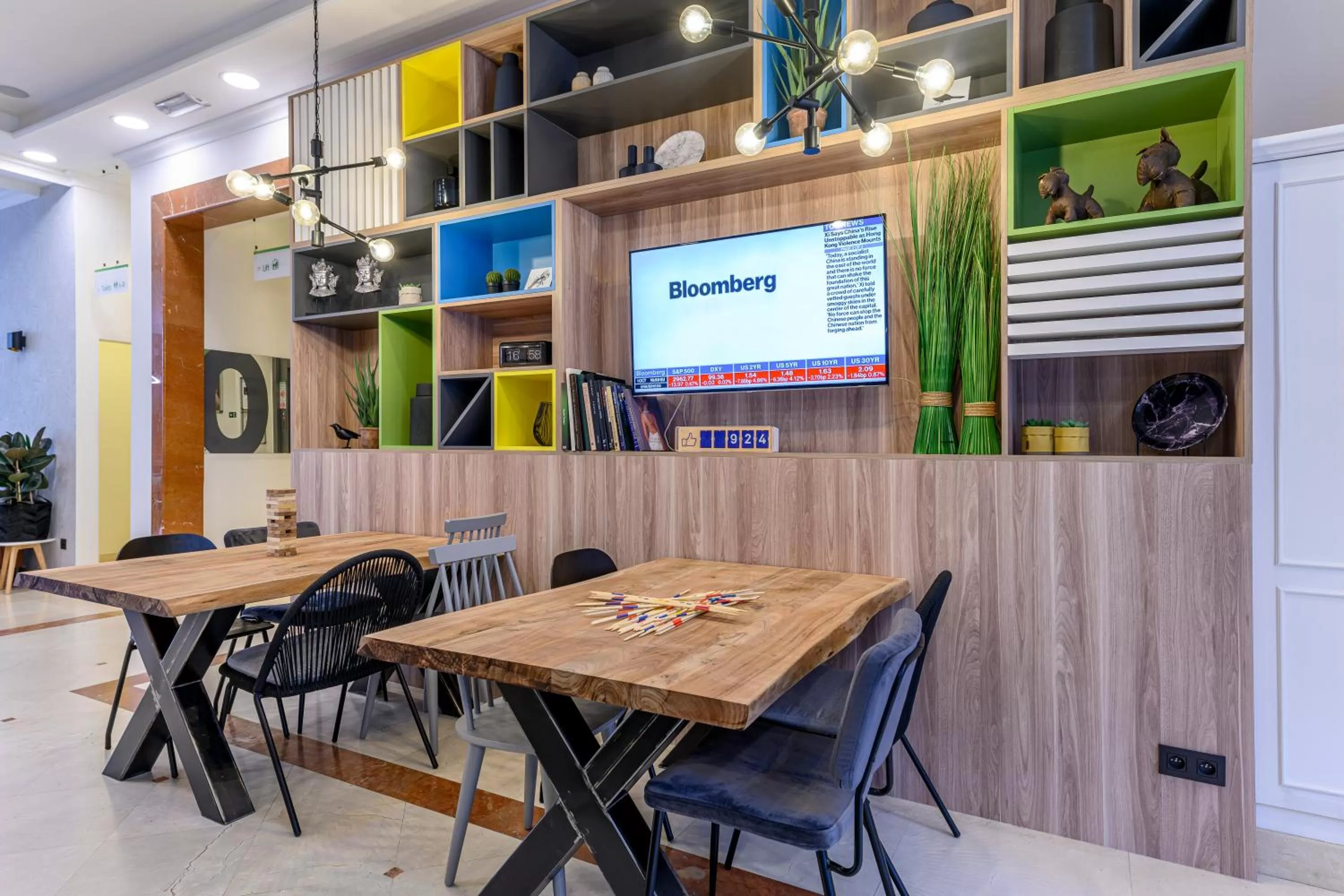 Lobby or reception in Holiday Inn Brussels Schuman by IHG